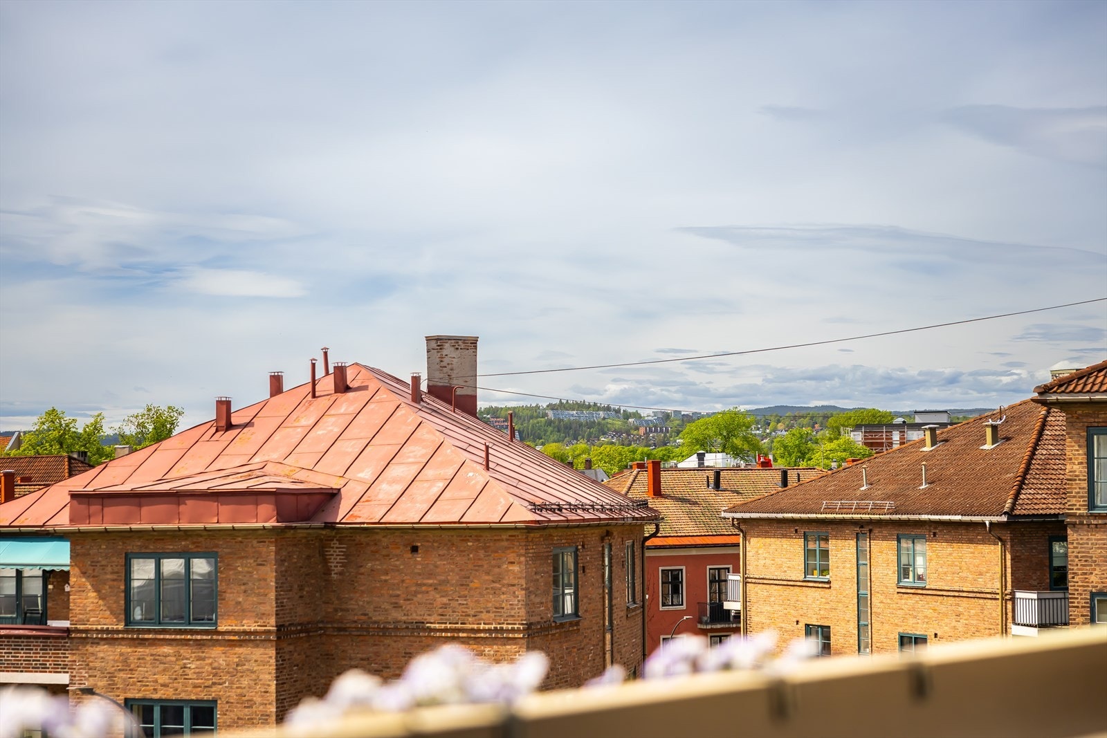 Fint utsyn over Frogners karakteristiske og sjarmerende bebyggelse. Galleribilde