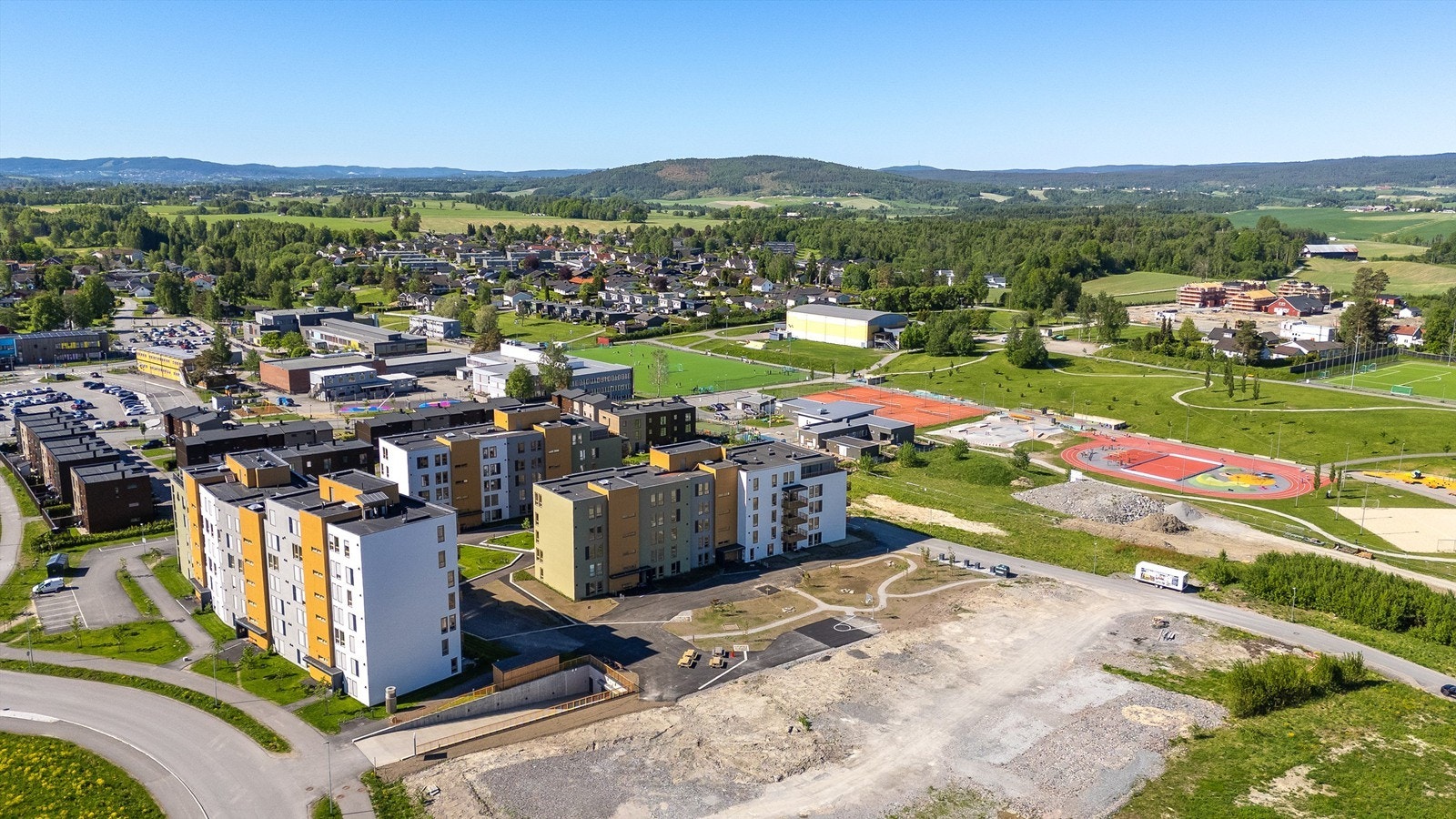 Kløfta kan tilby et aktivt idrettsmiljø og gode oppvekstsvilkår. Galleribilde