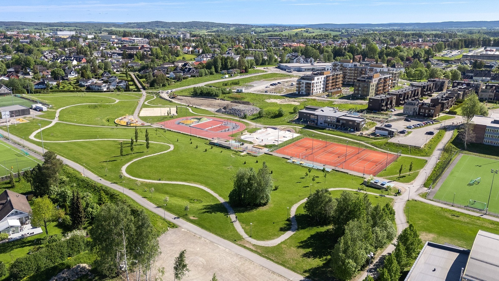 Fine tur- og joggestier i umiddelbar nærhet. Galleribilde