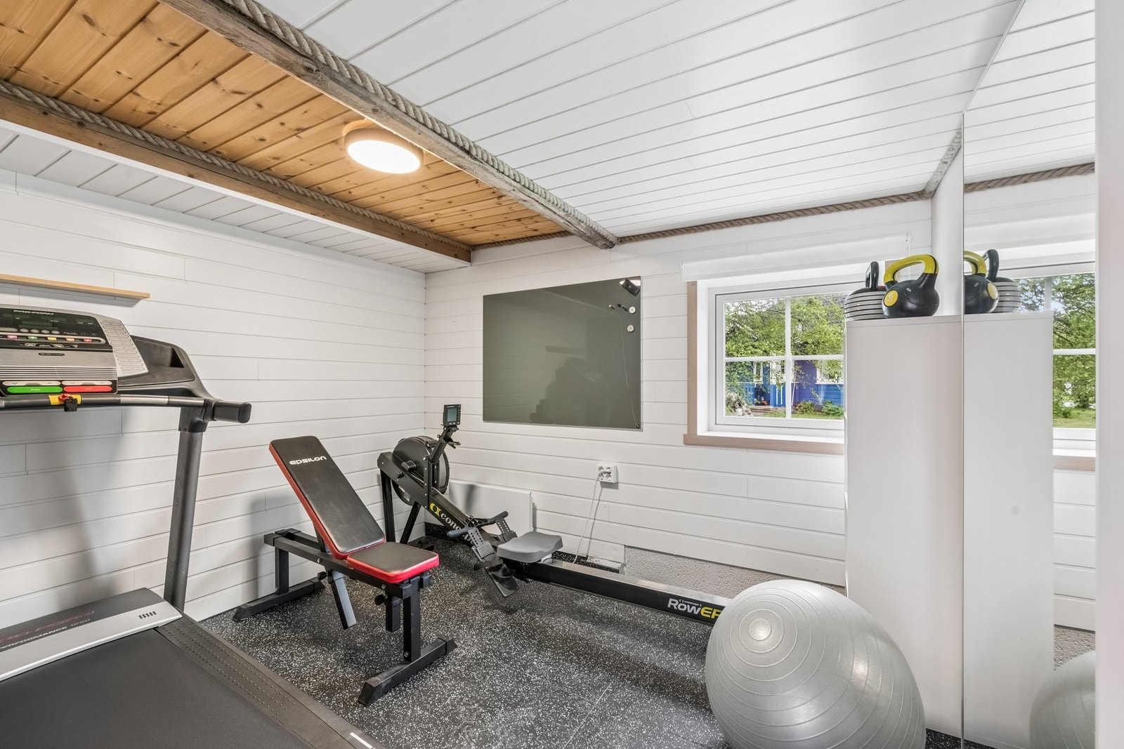 Låven rommer også et eget trimrom. Galleribilde