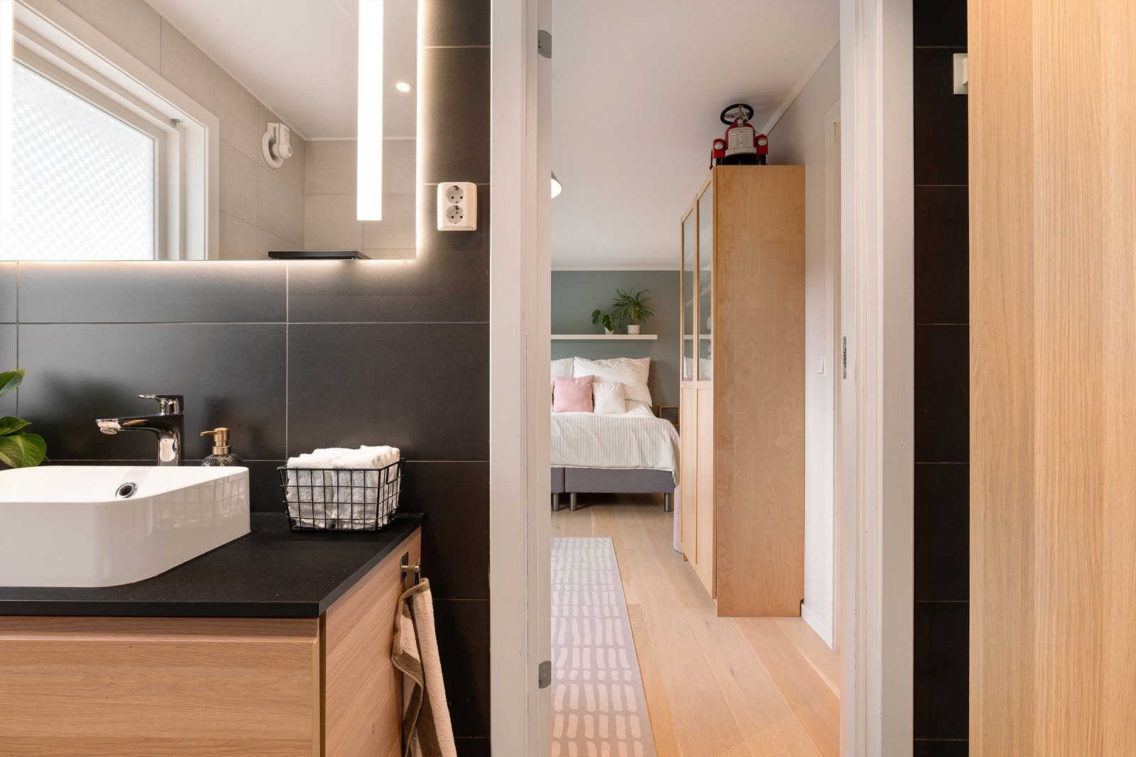 Bad en-suite er like praktisk som komfortabelt og gjør hverdagen litt enklere. Galleribilde