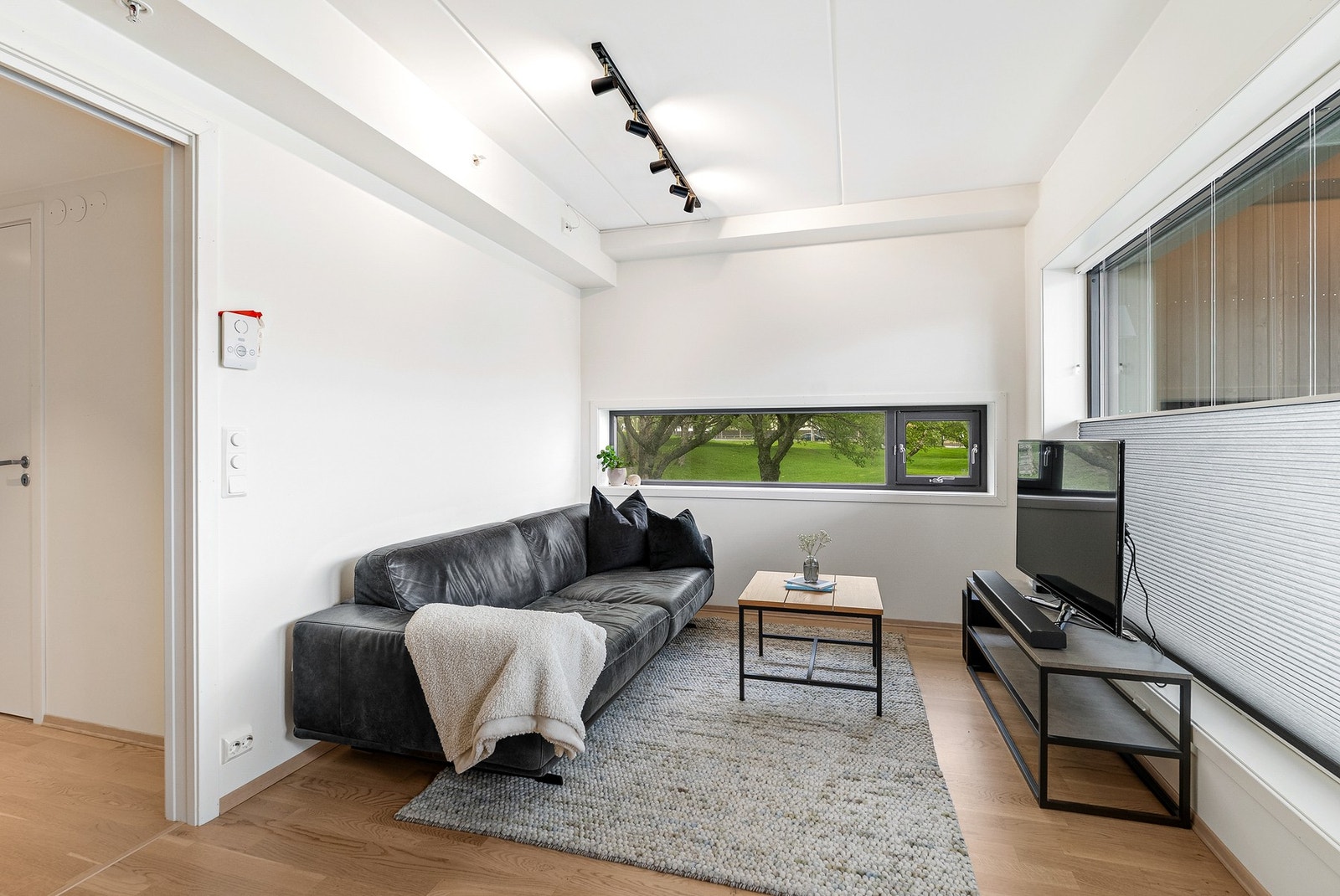 Boligen er utstyrt med balansert ventilasjon som sikrer et sunt og godt inneklima. Galleribilde