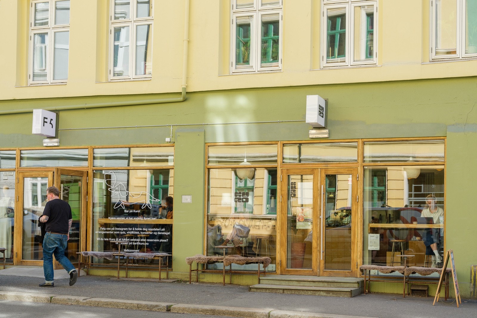 Kuro kaffebar i Rathkes gate Galleribilde