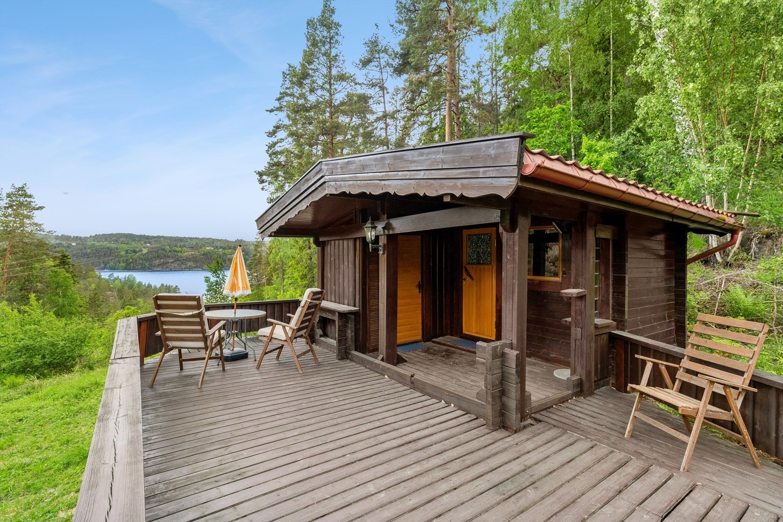 Stort anneks med soverom og eget toalett Galleribilde