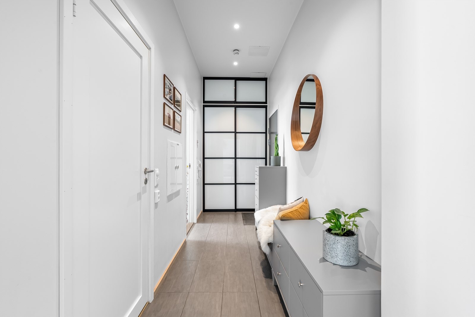 Hall/entre Galleribilde