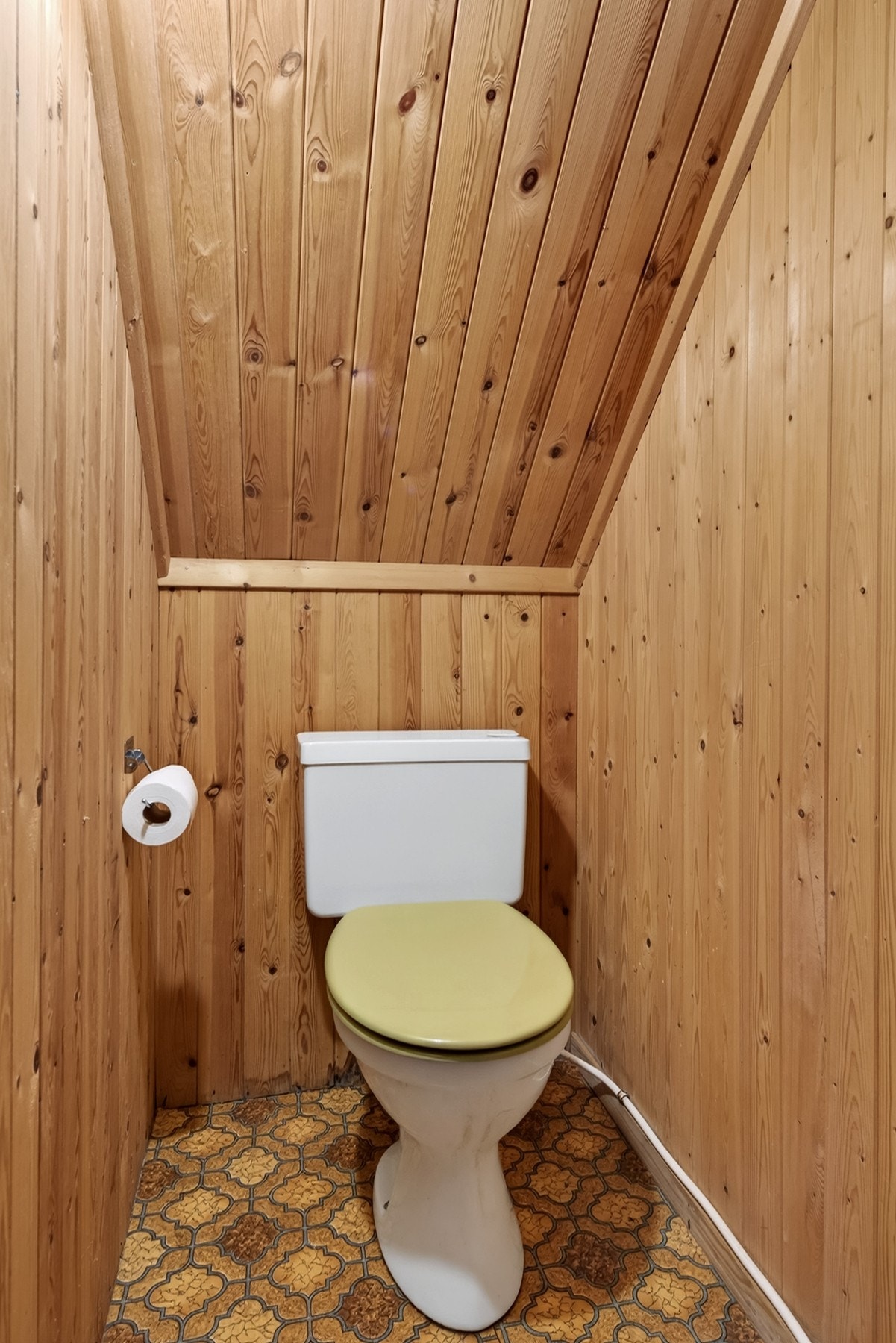 Toalettrom. Galleribilde