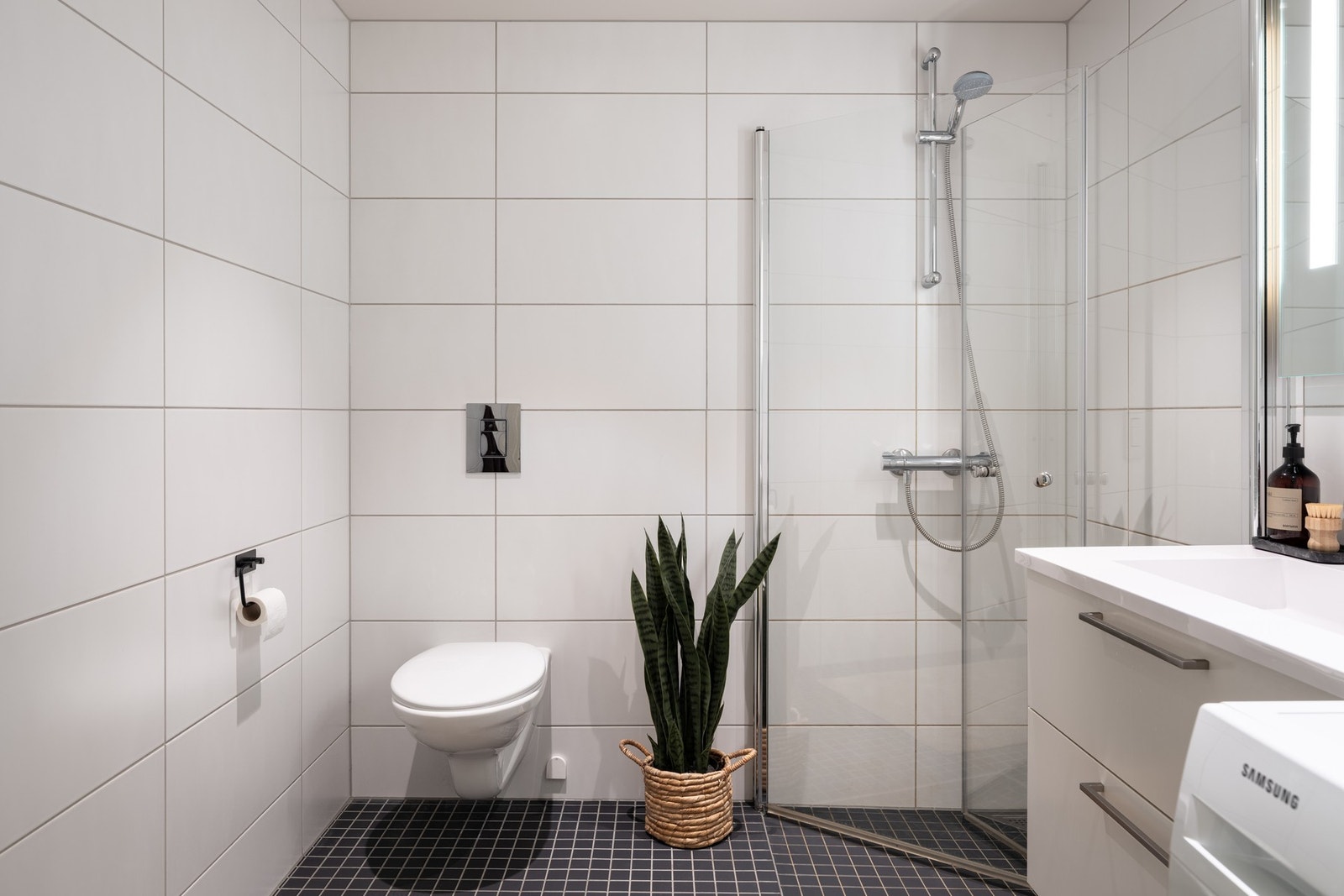 Badet er vurdert til TG0/TG1 av takstmann, noe som understreker boligens gjennomgående gode standard. Galleribilde