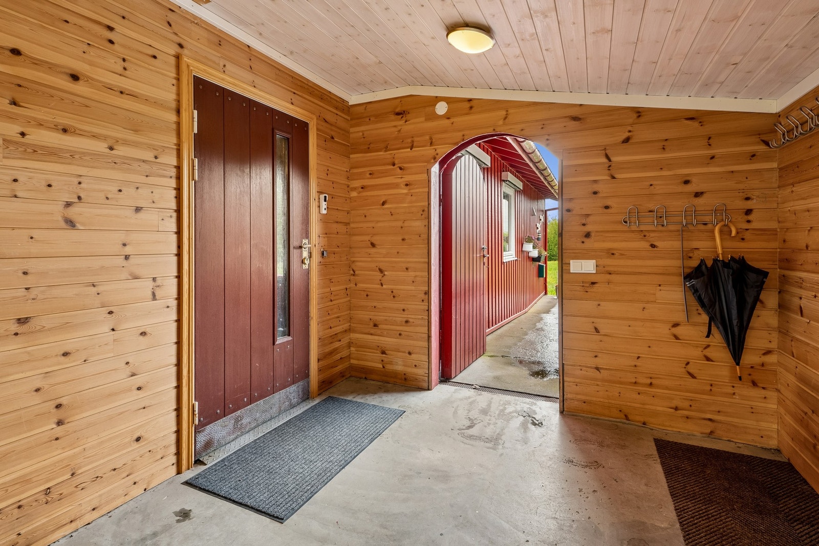 Overbygd inngangsparti Galleribilde