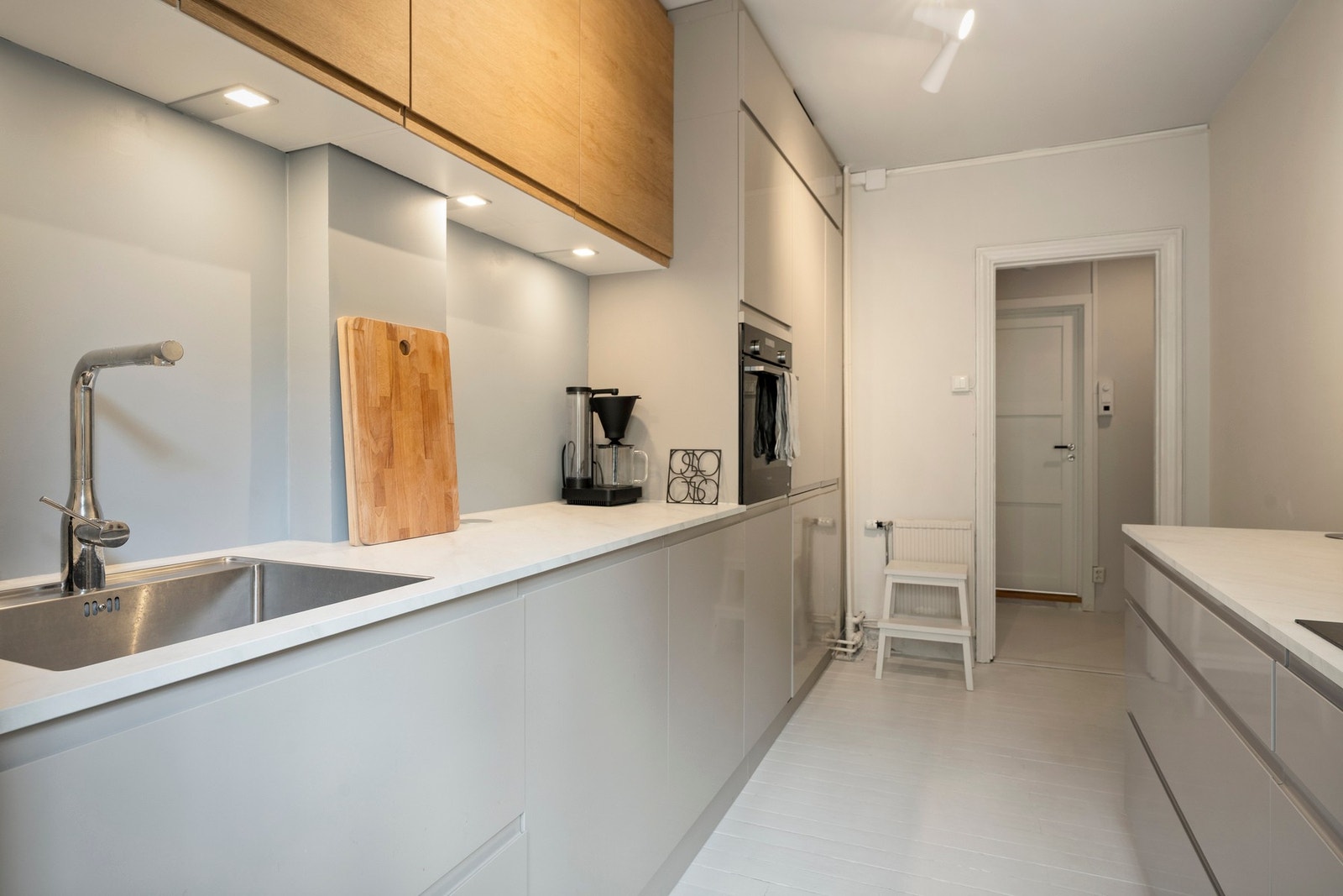 Meget praktisk kjøkken på eget rom. Galleribilde