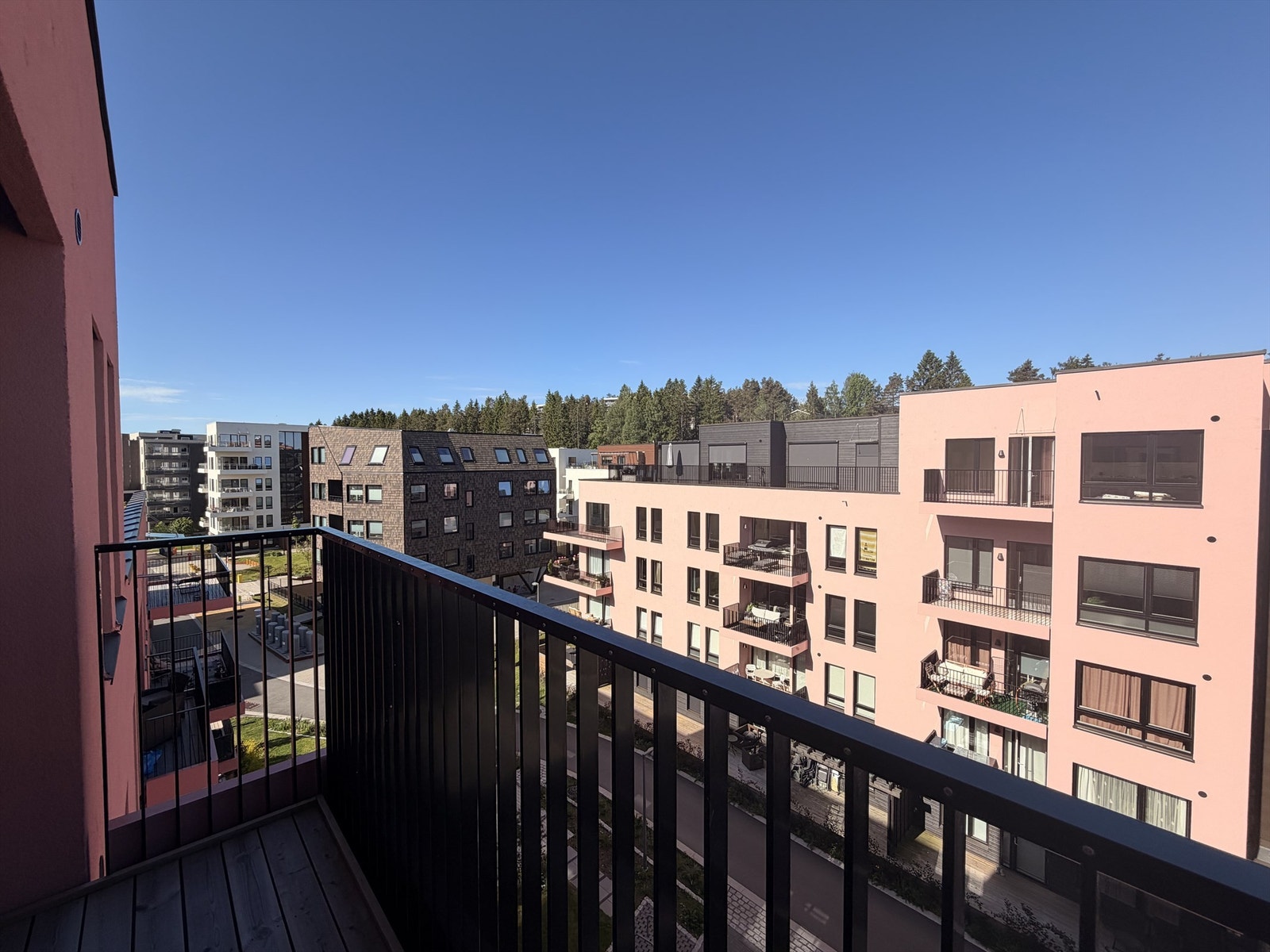 Utsikt fra balkongen. Galleribilde