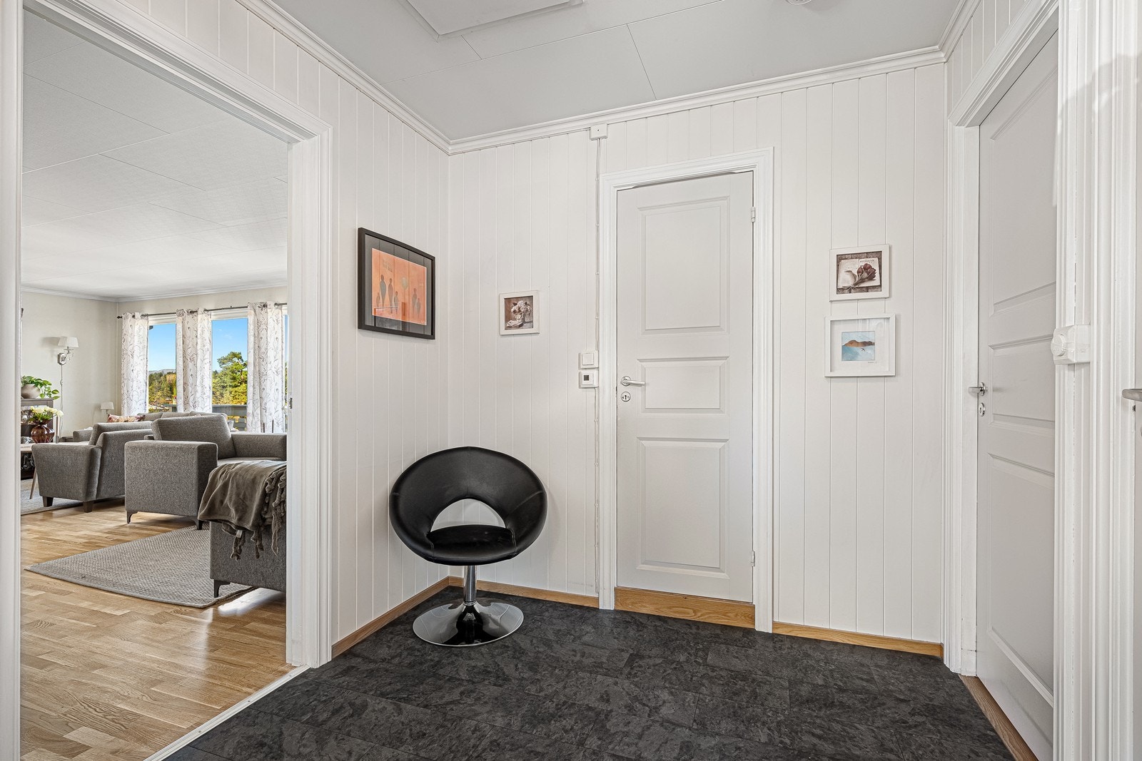 Entrè mot stue Galleribilde