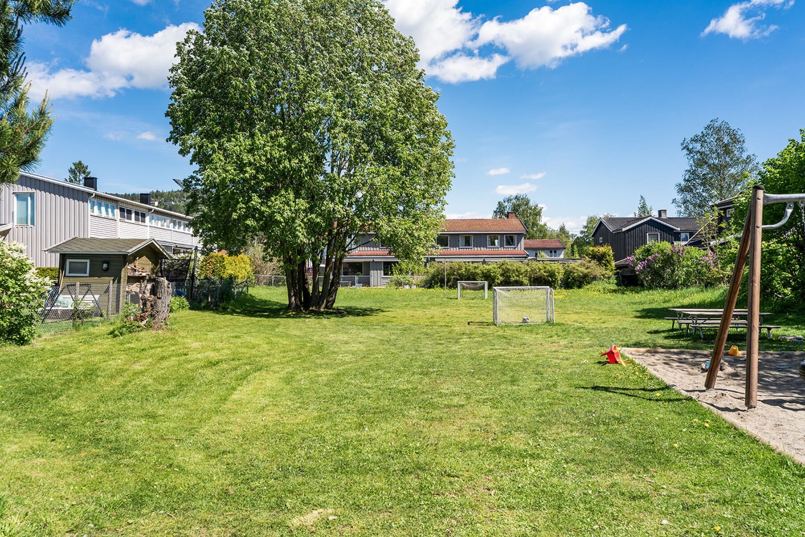 Eiendommen sogner til bogstad skolekrets. Galleribilde