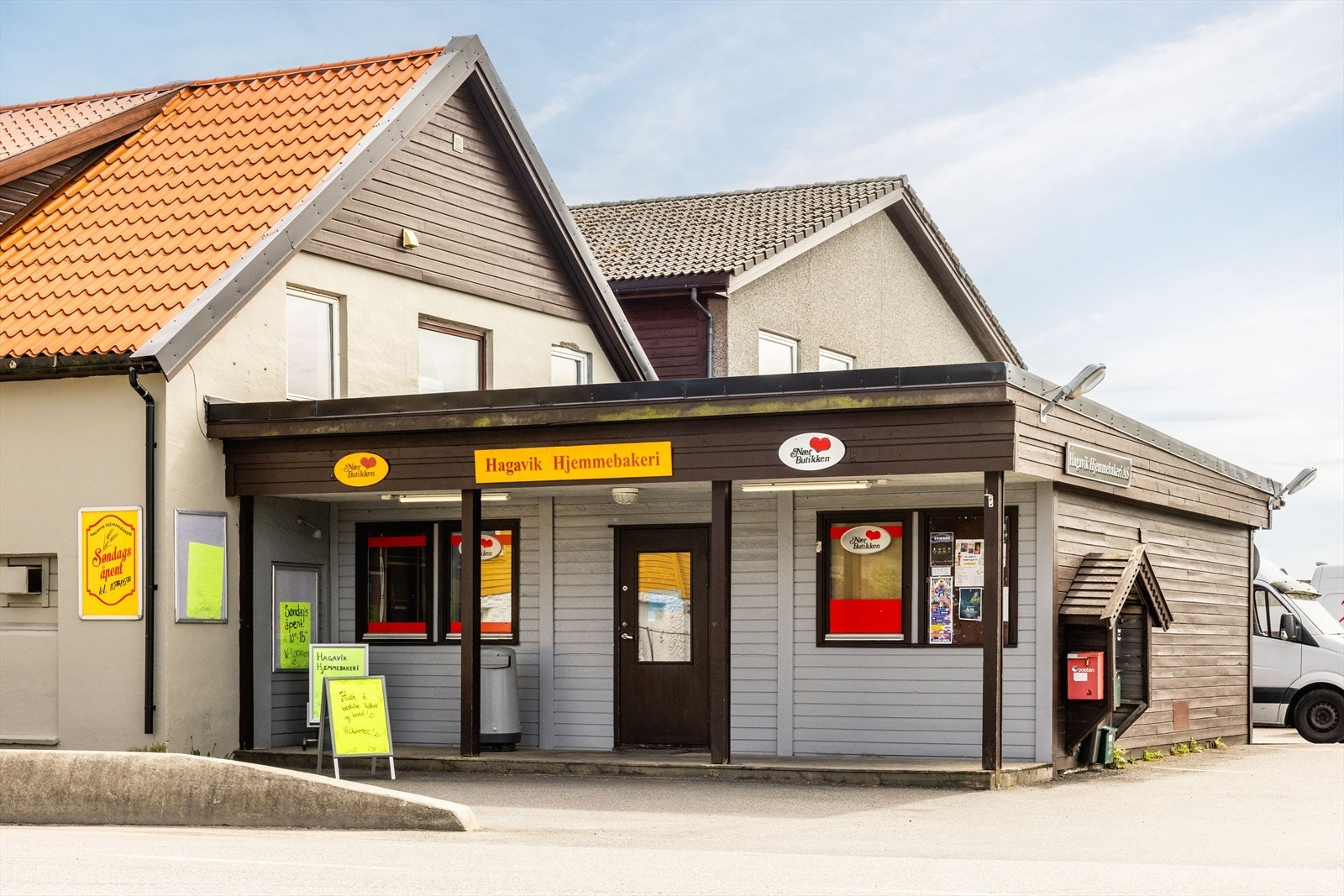 - Søndagsåpen butikk er også i nærheten - Galleribilde