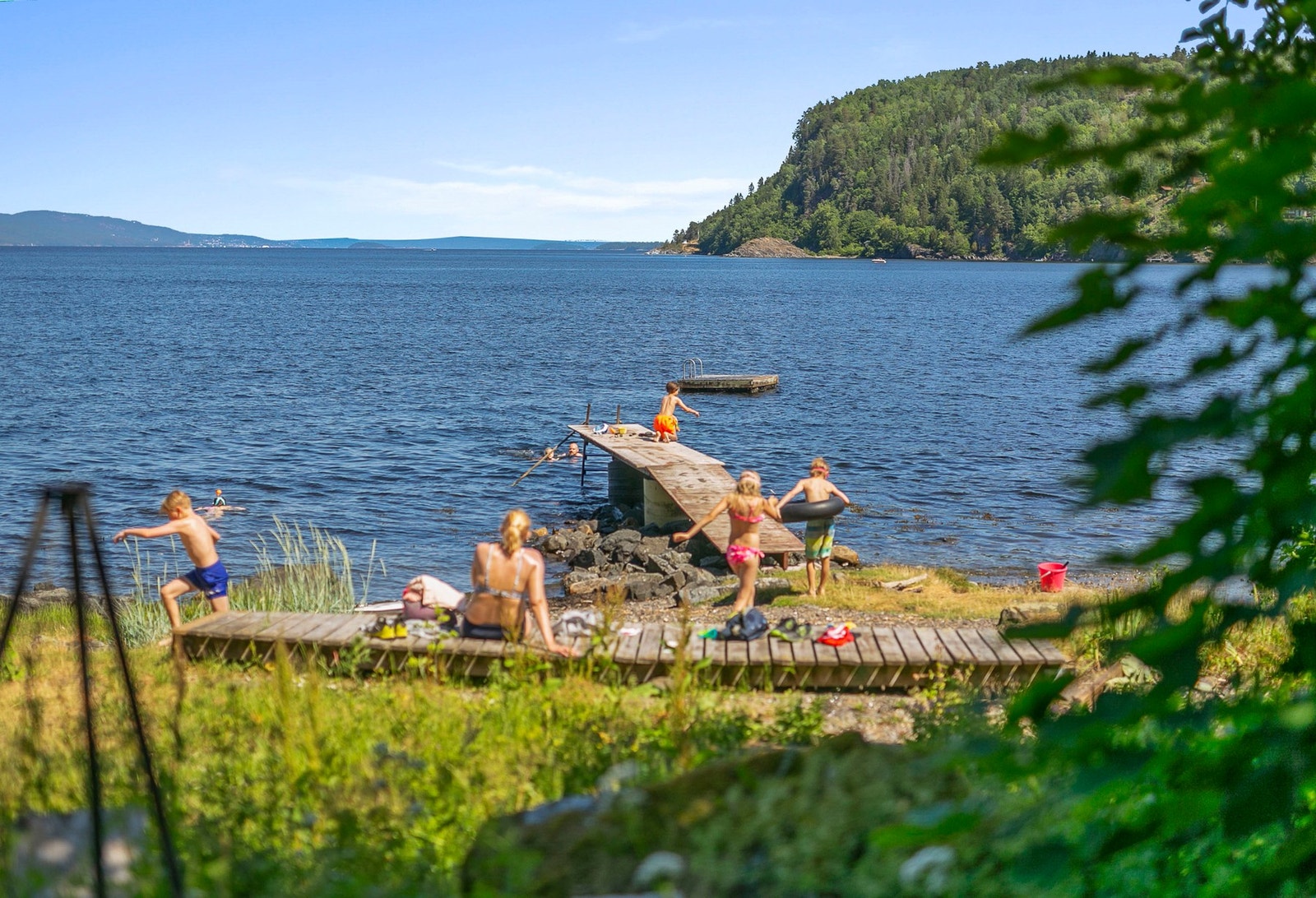 Sommeridyll ved badehuset Galleribilde