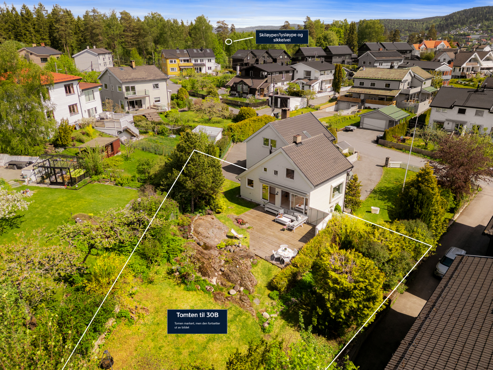 Det er kun få meter å gå fra huset til løypenettet som binder Nordmarka sammen. Galleribilde