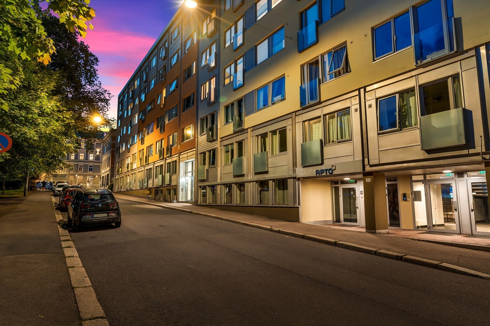 Eiendommen ligger sentralt til i et etablert område ved Alexander Kiellands plass. Galleribilde