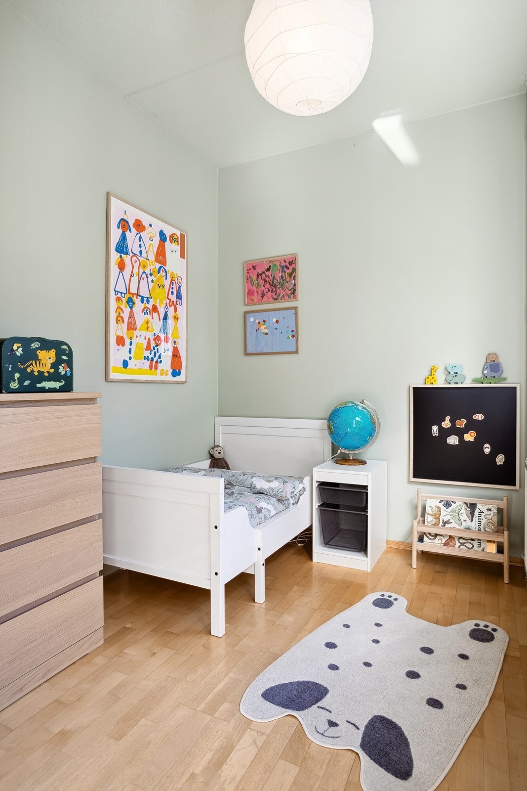 Rommet passer godt som barnerom, gjesterom eller kontor. Galleribilde