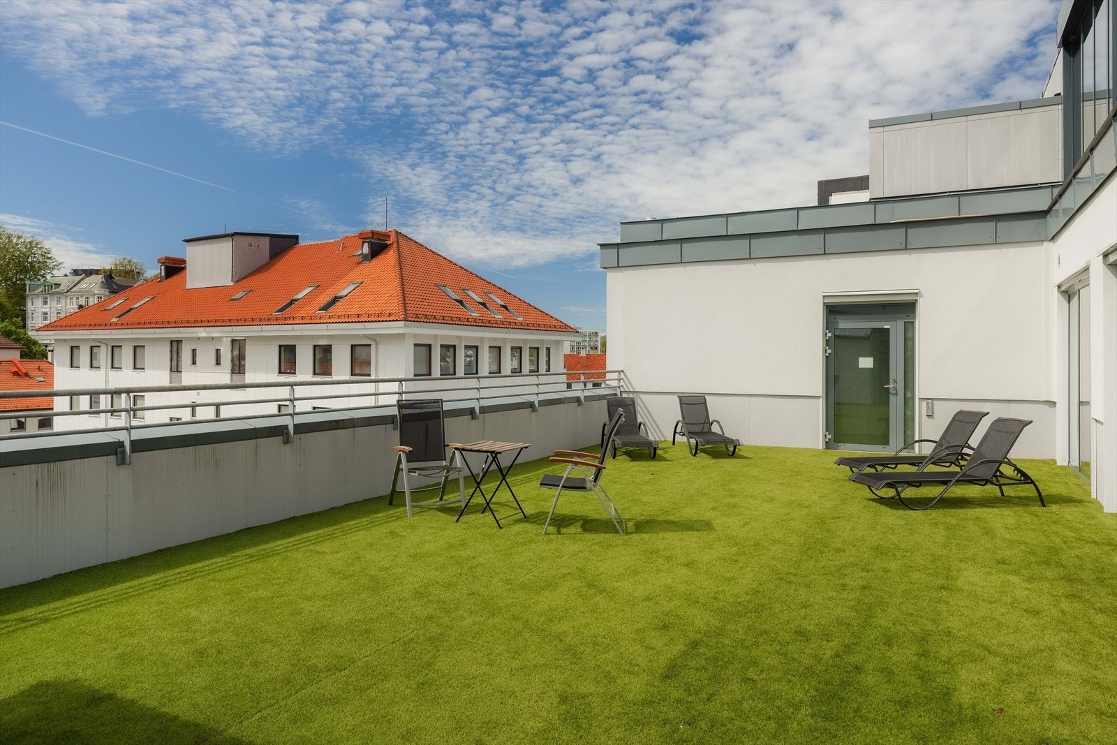 Sameiet har i tillegg en felles takterrasse i 9. etasje som er tilgjengelig for alle beboere Galleribilde