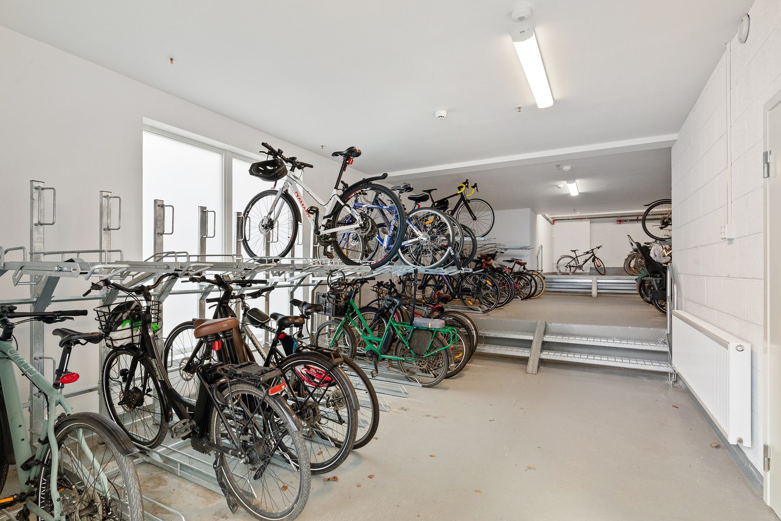 Felles sykkelparkering Galleribilde