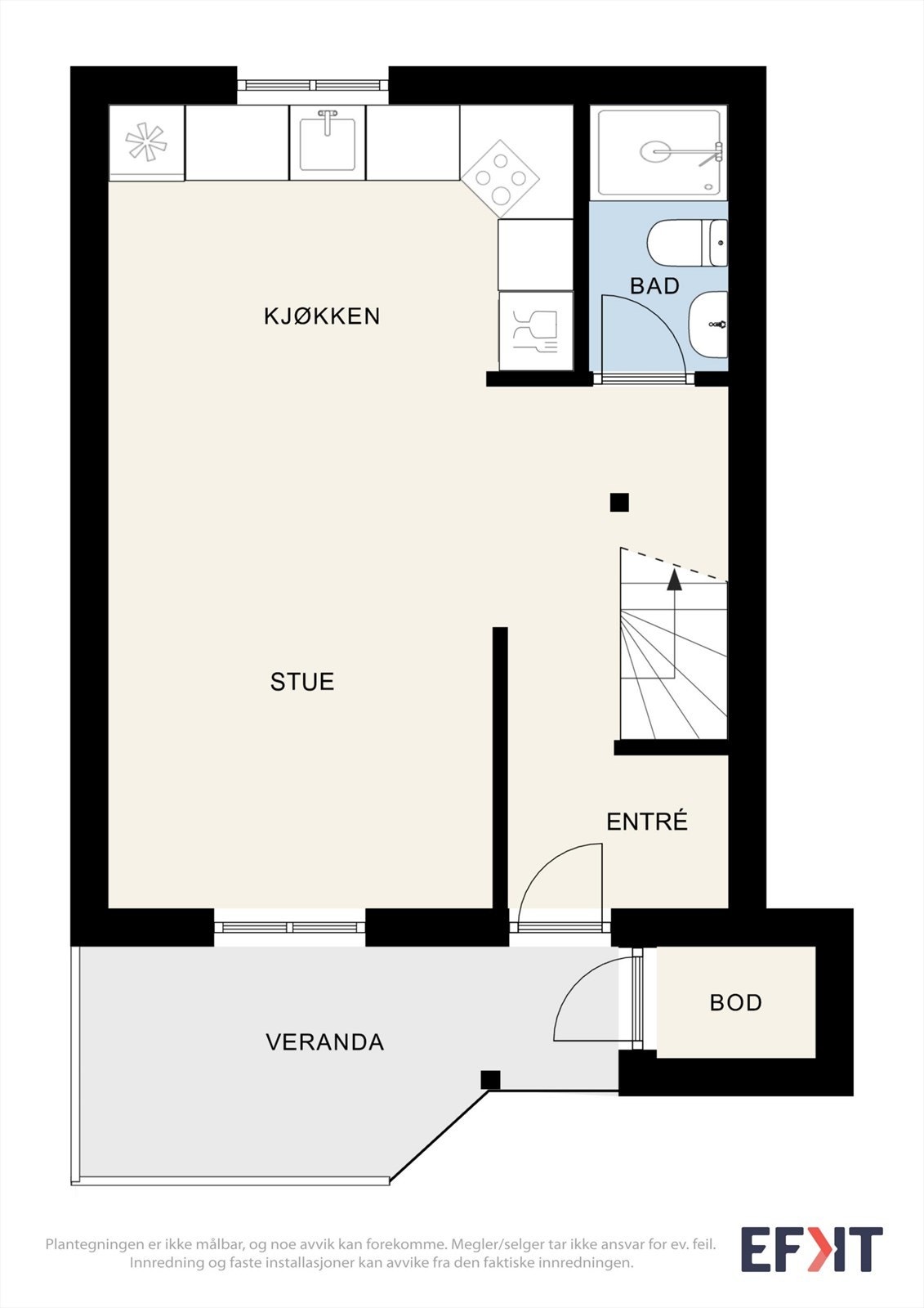 Første etasje består av entré, bad/vaskerom og en åpen stue- og kjøkkenløsning med utgang til veranda. Galleribilde