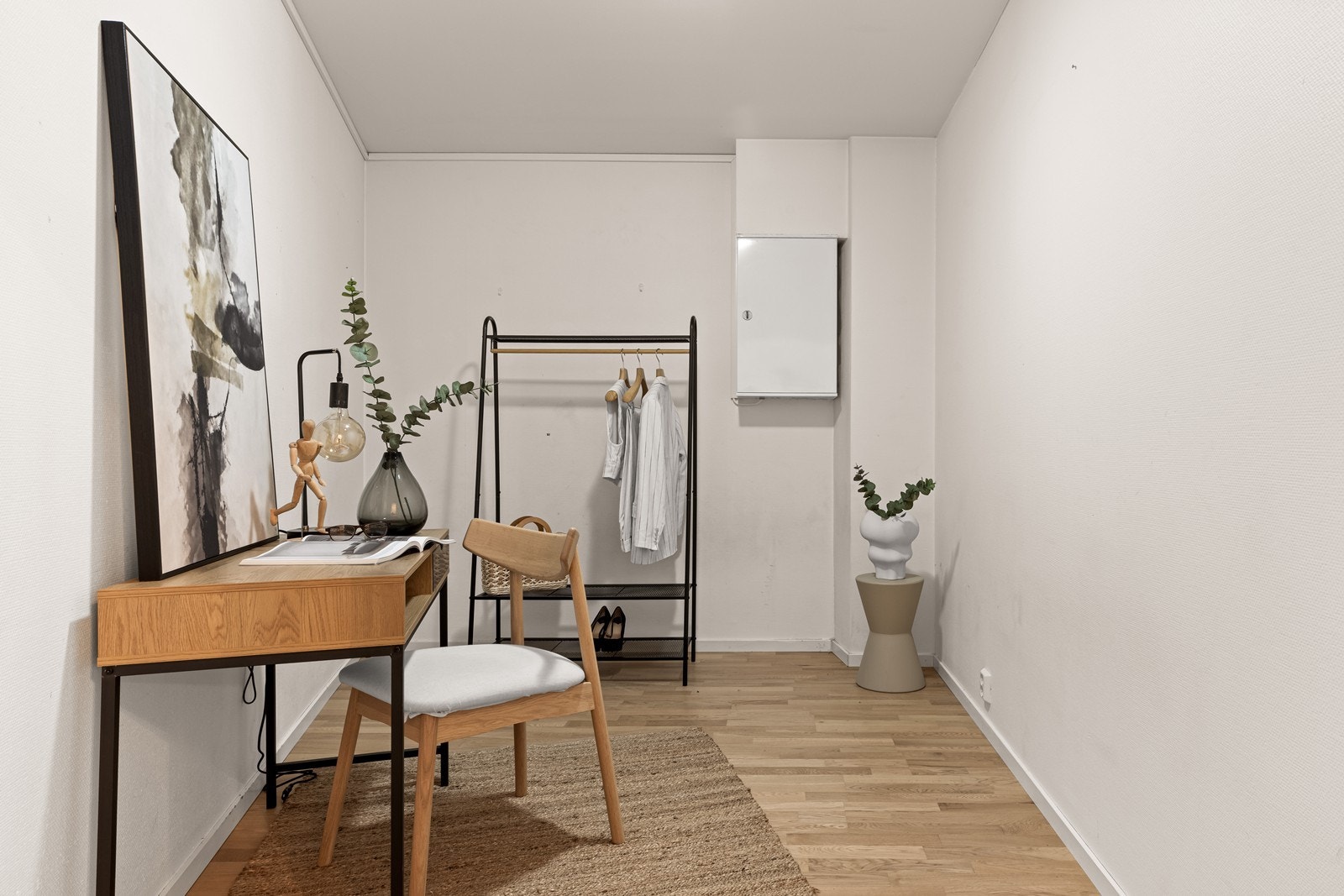 Innredet rom med fleksible bruksmuligheter. Rommet er i henhold til byggetegningene godkjent som bod, og er derfor ikke godkjent for varig opphold. Galleribilde