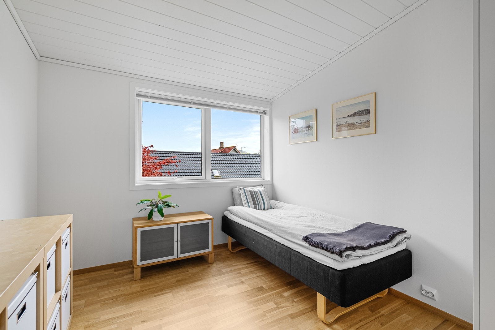 Soverom 3, Lyst soverom med gode møbleringsmuligheter. Galleribilde