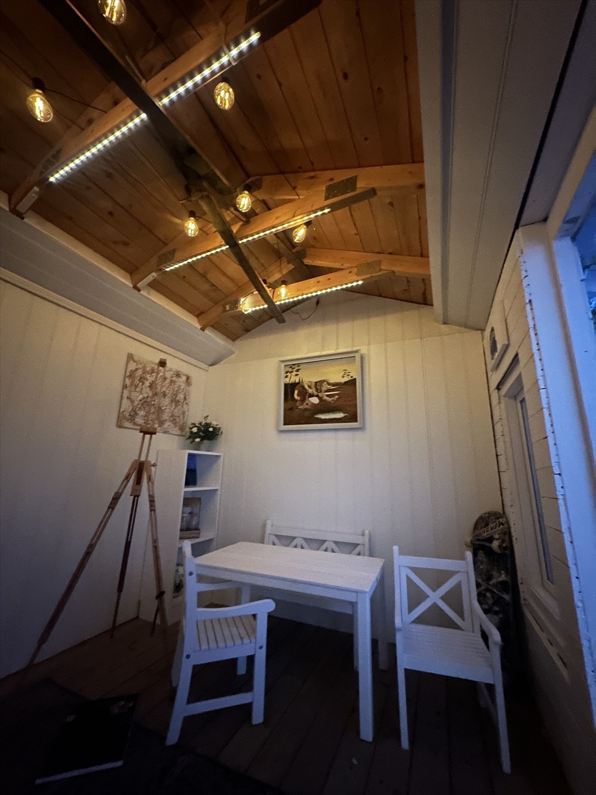 Utebod/lekestue Galleribilde