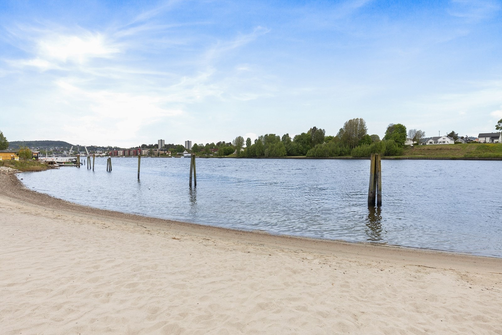 Sandstrand i umiddelbar nærhet. Galleribilde
