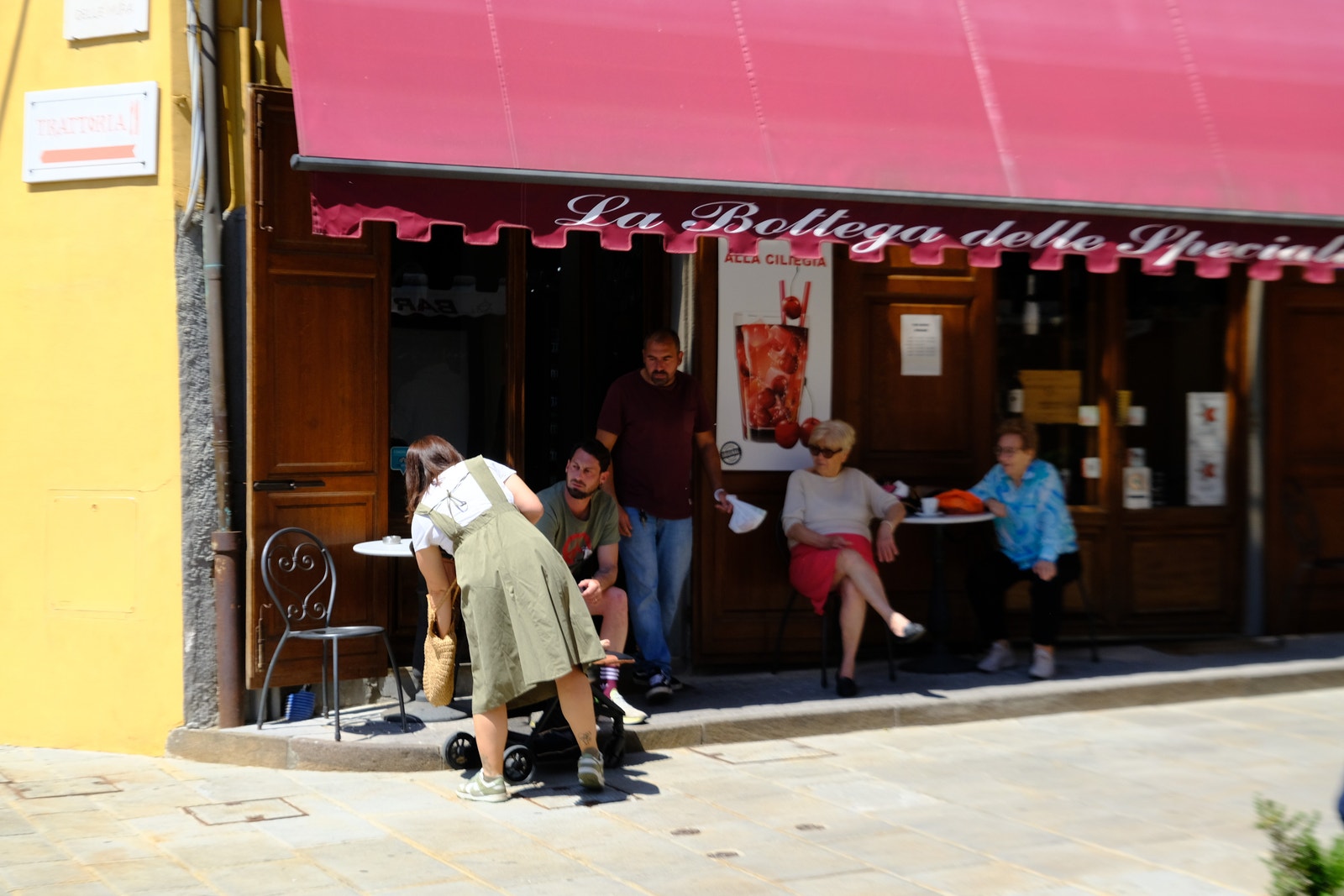 Lari Galleribilde