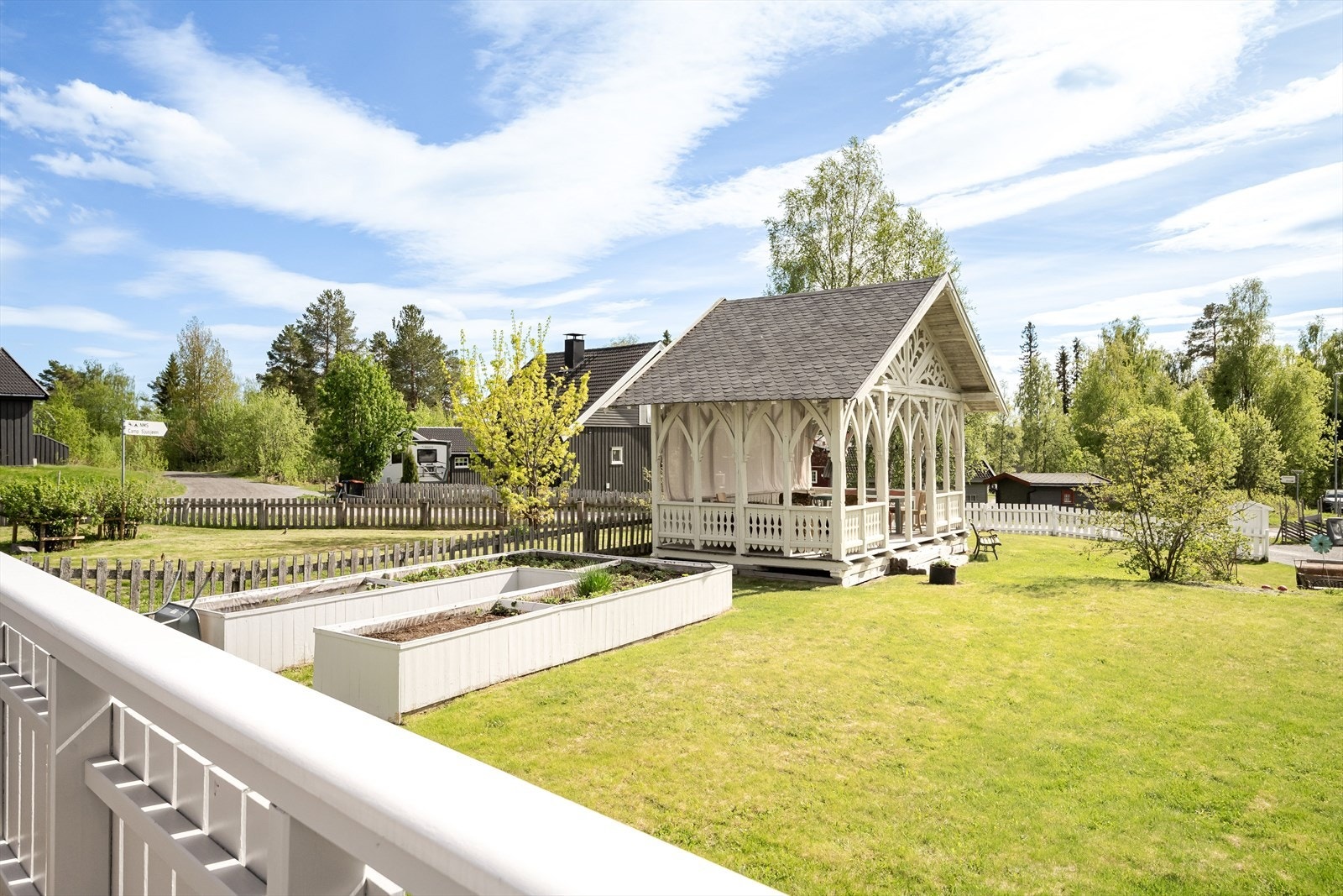 4000-3-2_040.jpg Galleribilde