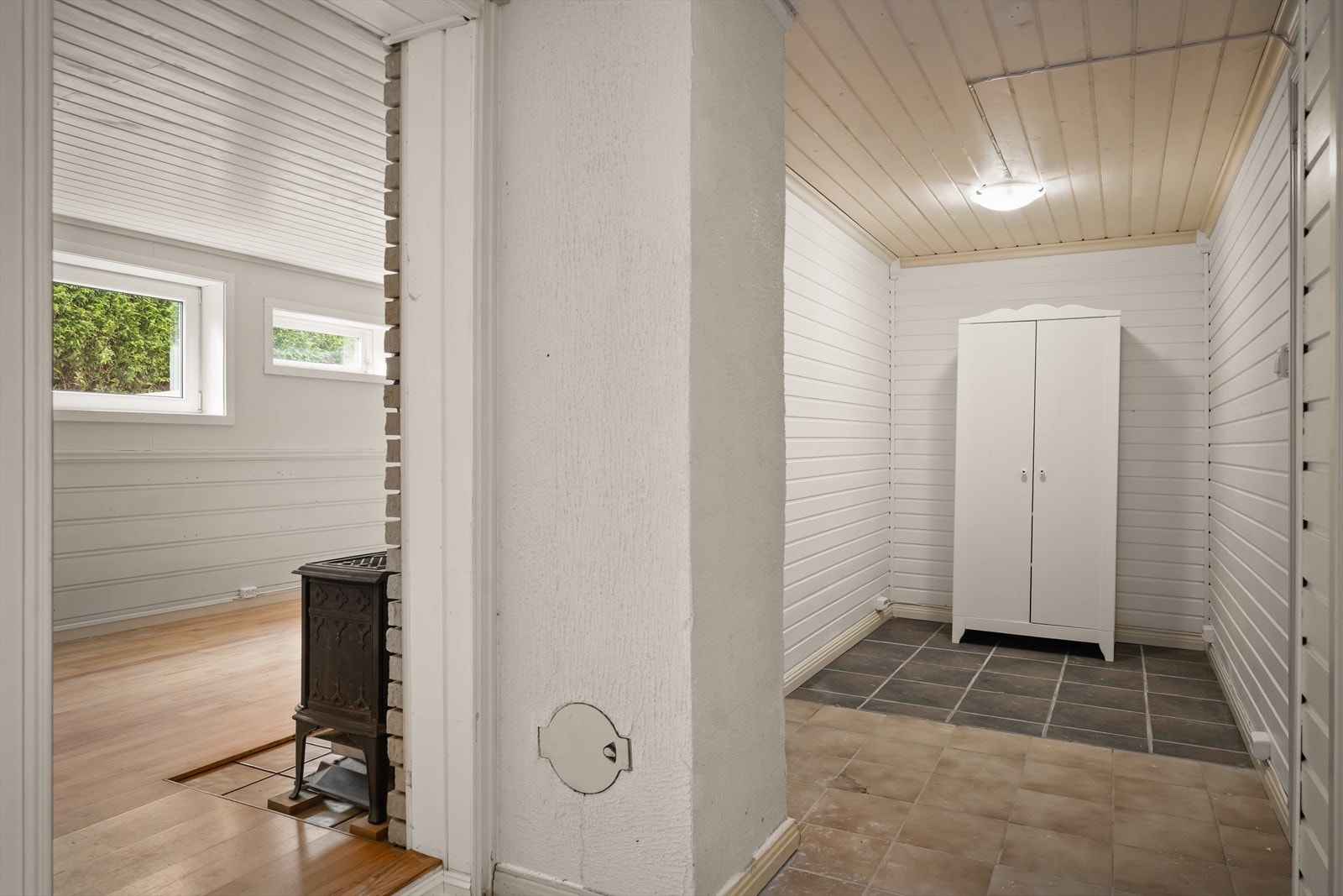 Kjelleren har areal på 57 kvm. Galleribilde