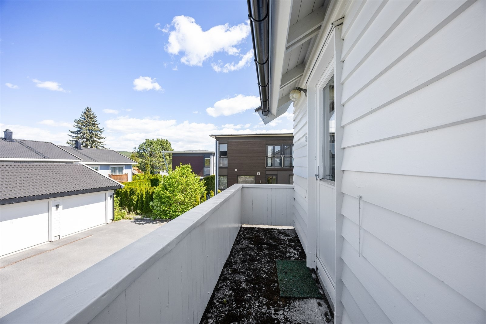 Balkongen gir en ekstra, privat uteplass. Galleribilde