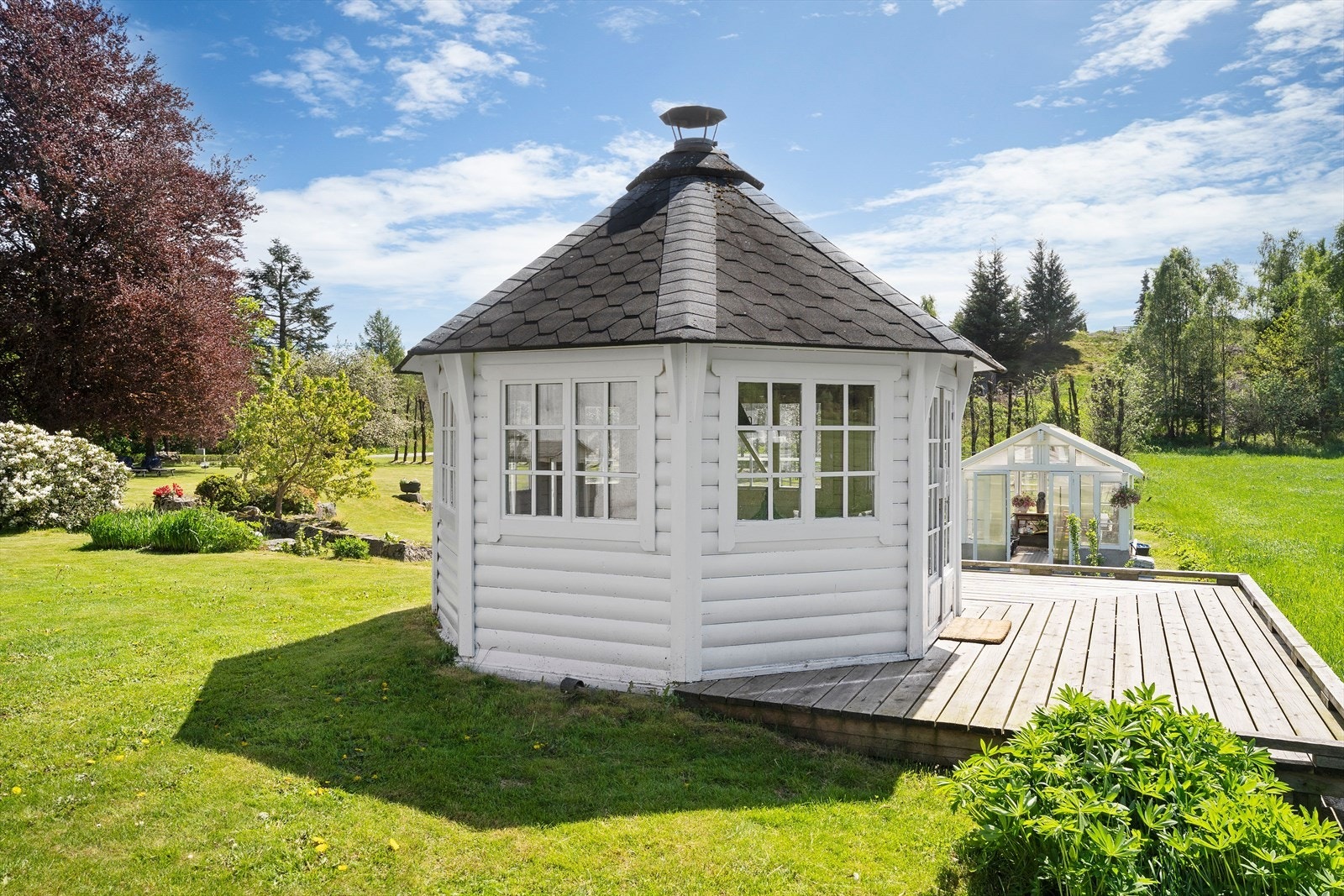 Grillbu Galleribilde