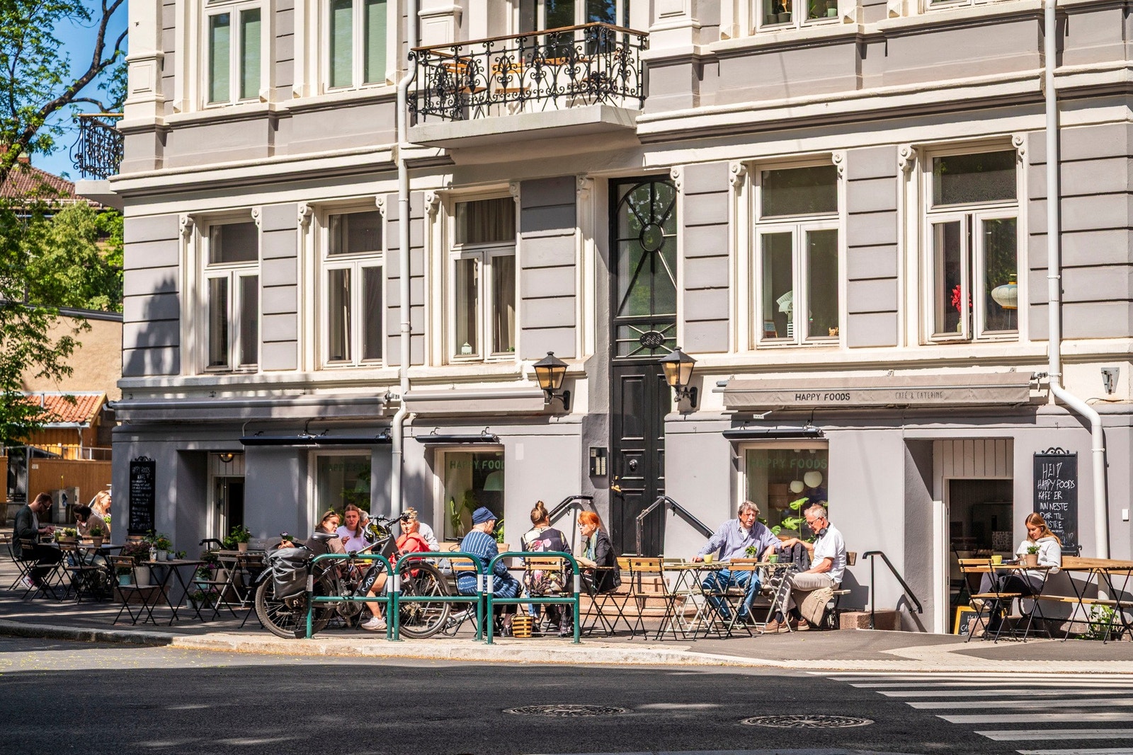 Området byr på en rekke ulike hyggelige caféer og restauranter. Galleribilde