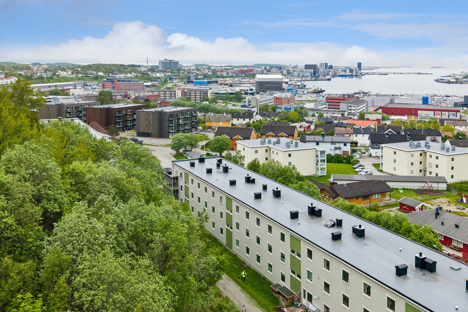 Fra eiendommen er det utsikt mot innseilingen og sentrum. Galleribilde