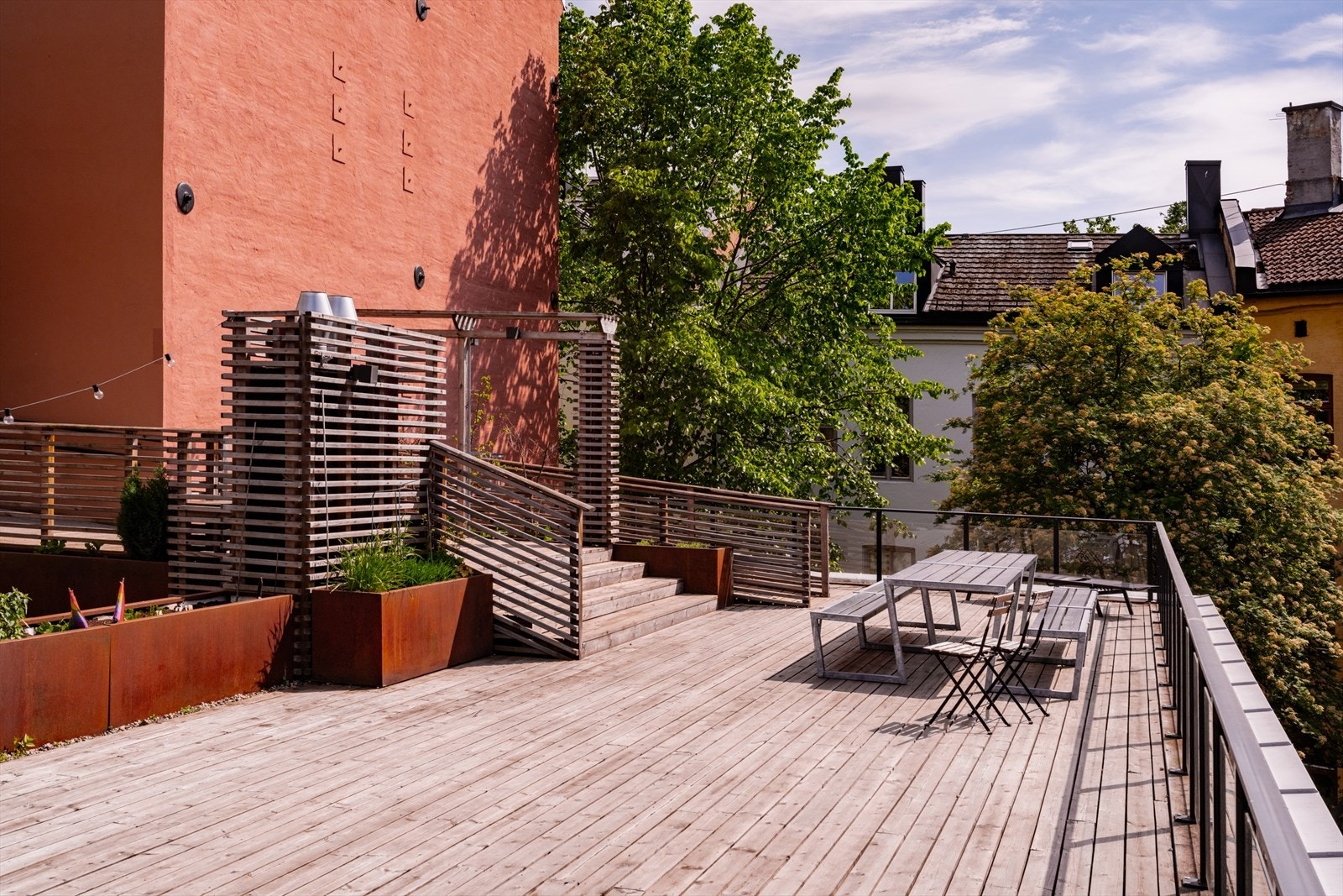 Takterrassene er pent opparbeidet og bidrar til å løfte bokvaliteten i prosjektet ytterligere. Galleribilde