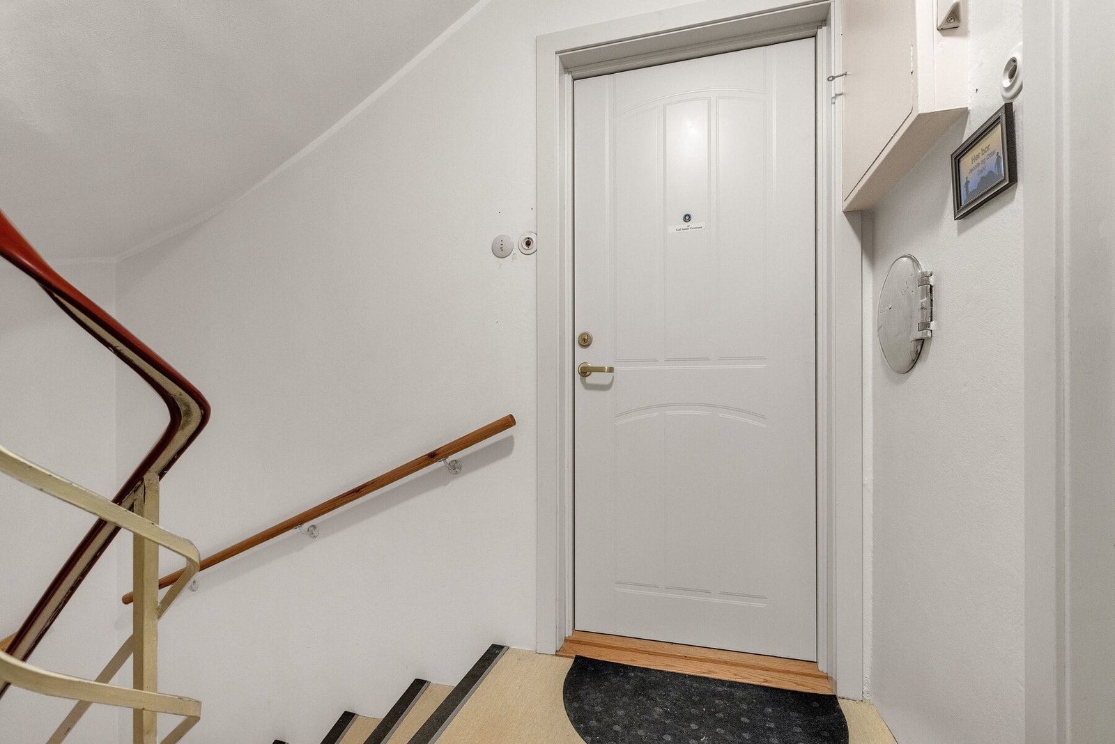 Leiligheten ligger i bygningens tredje etasje. Galleribilde