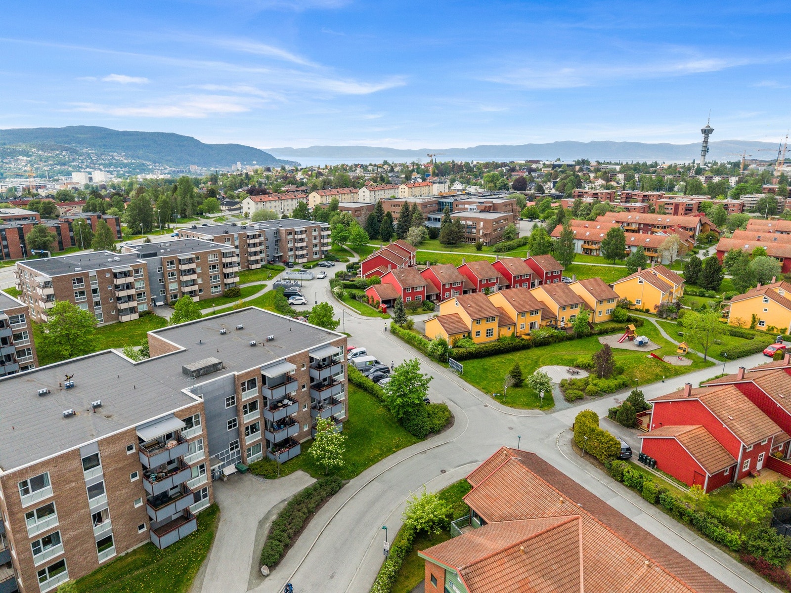 Leiligheten har en flott og sentral beliggenhet på Moholt. Galleribilde