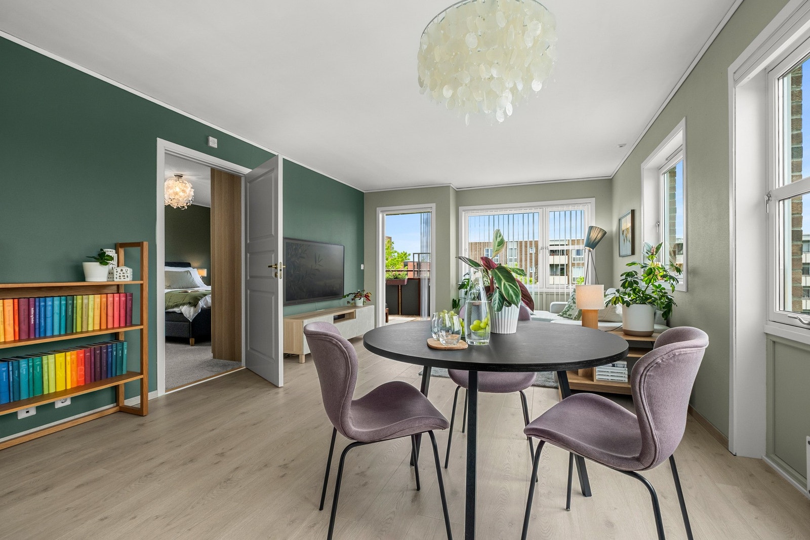 Leiligheten har en generelt god planløsning som er enkel å innrede. Galleribilde