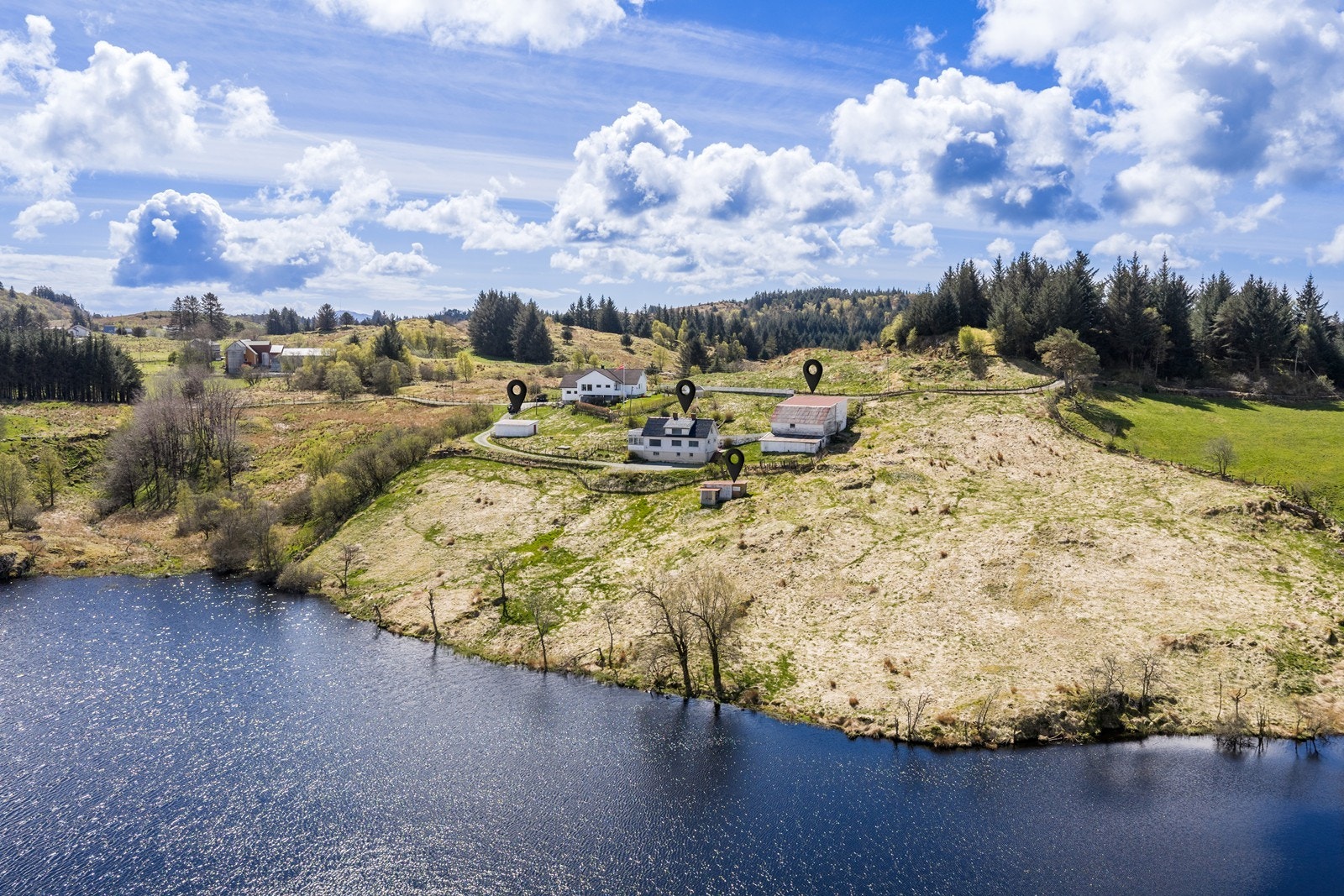 Eiendom med fantastisk beliggenhet Galleribilde