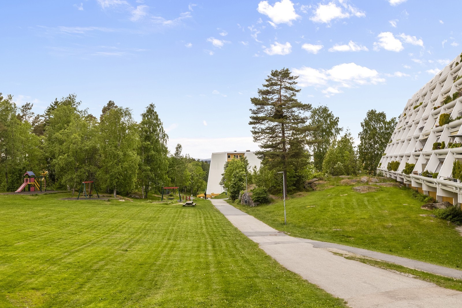 For pendlere er det godt med kommunikasjons-alternativer som tar deg raskt inn til Oslo by. Galleribilde