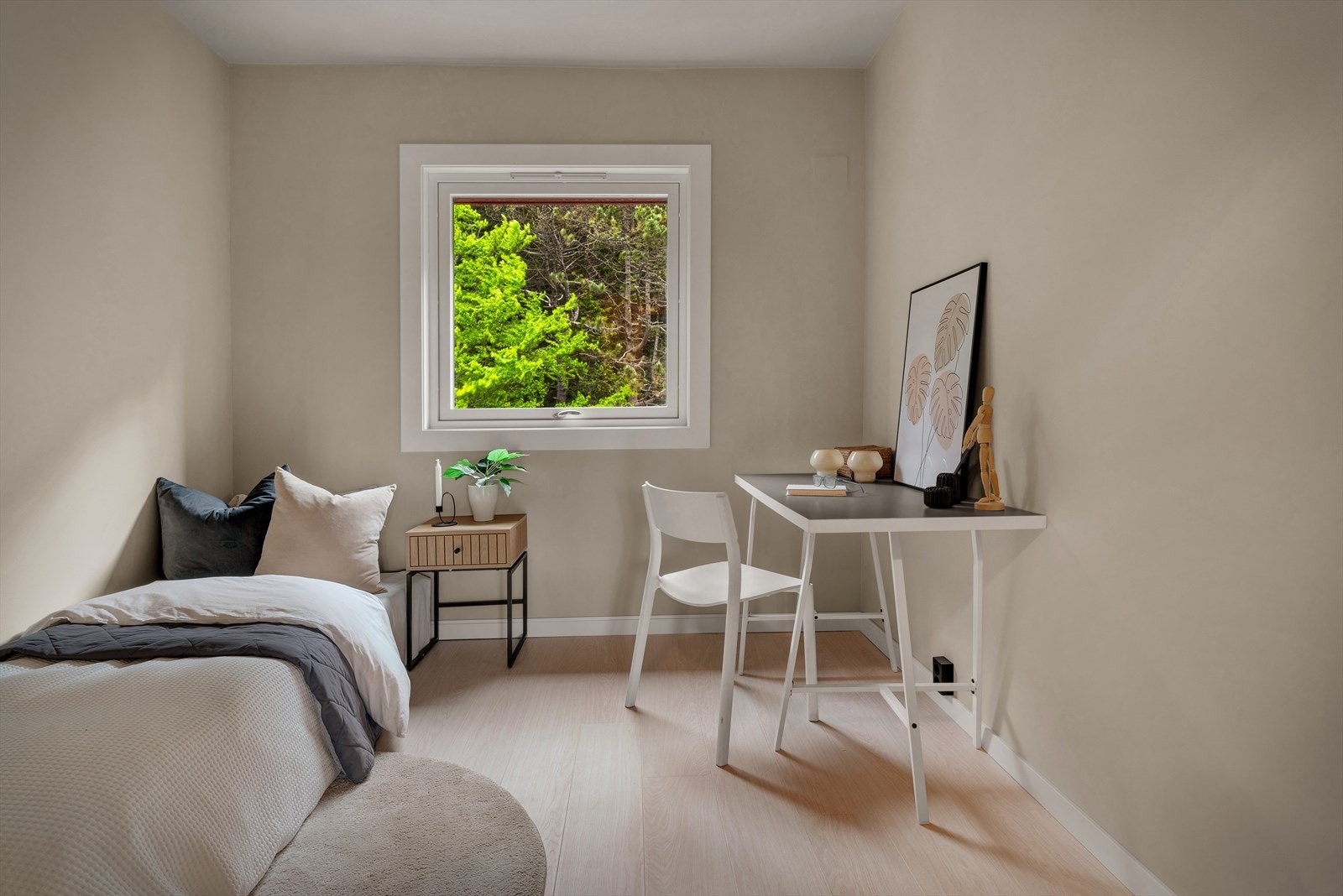 - Soverom 2 måler 7,5 m² og passer perfekt som barne- eller gjesterom eksempelvis - Galleribilde