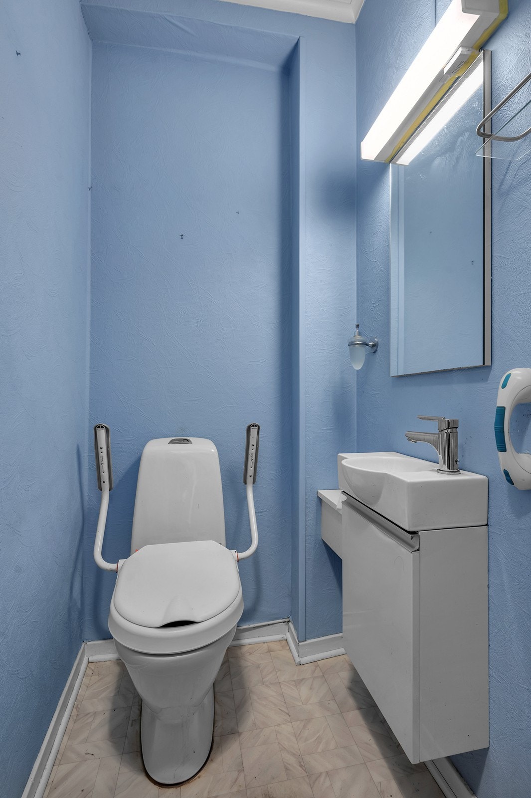 WC i enkel standard Galleribilde