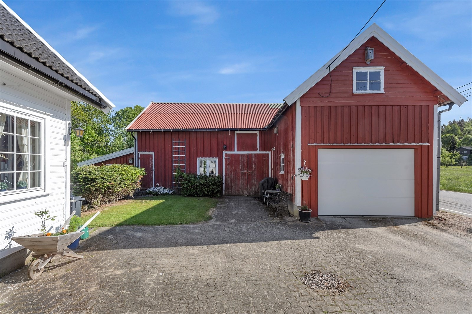 Låve Galleribilde