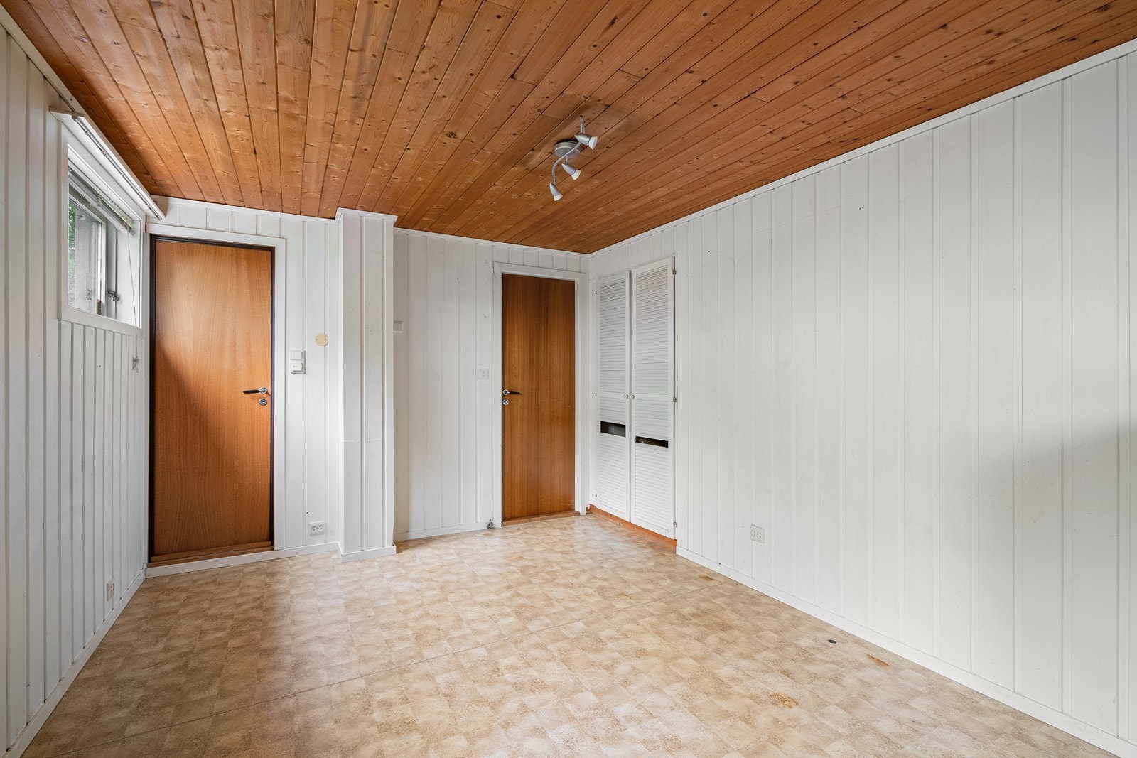 Stue kjeller (ikke byggemeldt/godkjent) Galleribilde