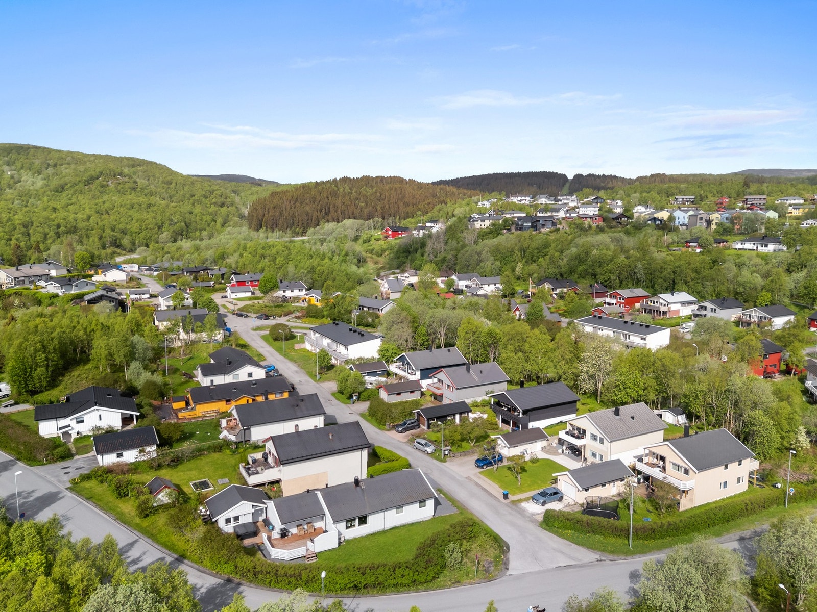 Området byr på gode turmuligheter med nærhet til skog og mark. Galleribilde