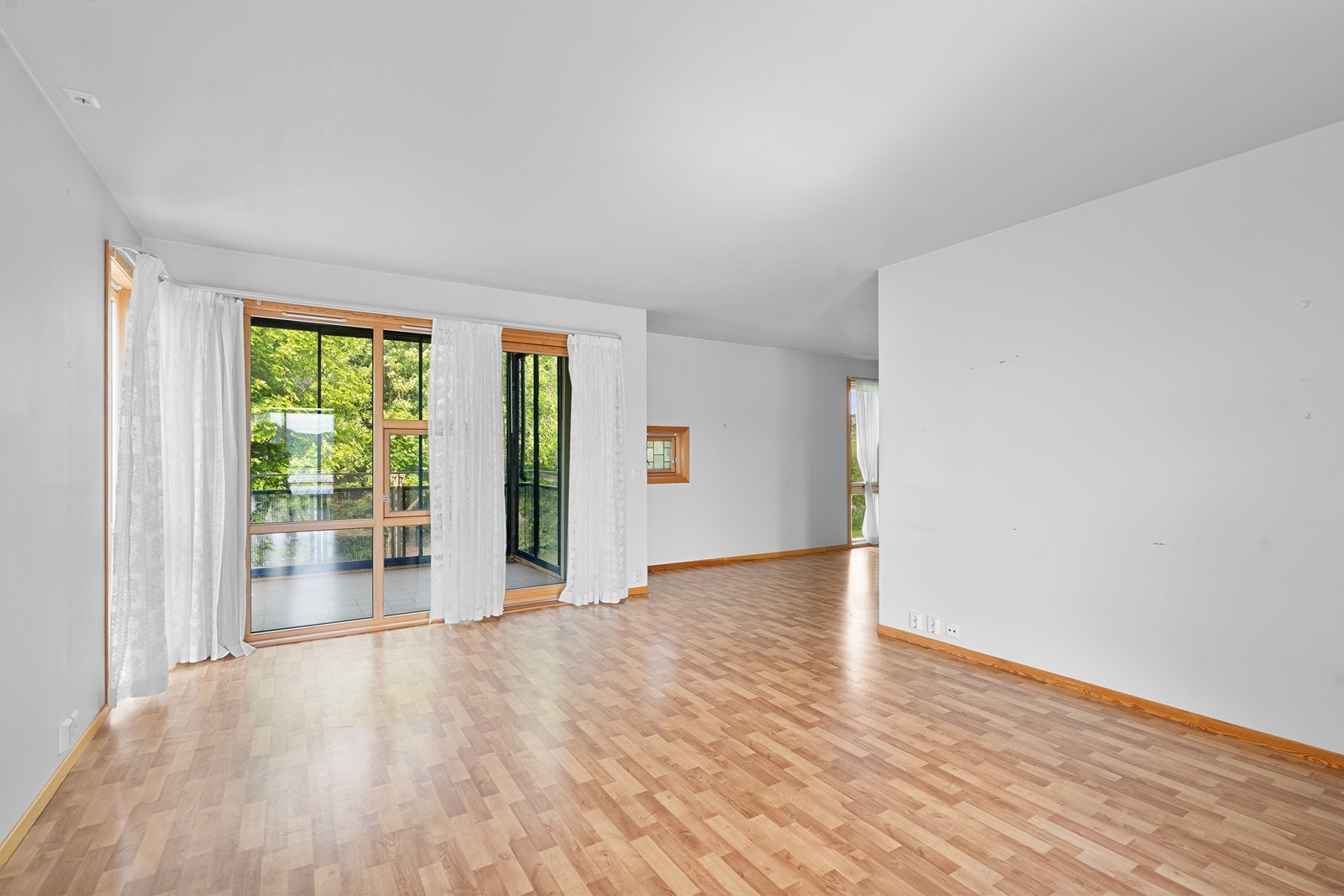 Flott hjørne-/endeleilighet! Galleribilde