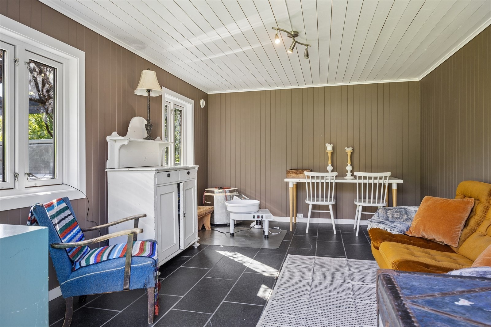 Anneks innvendig. Galleribilde