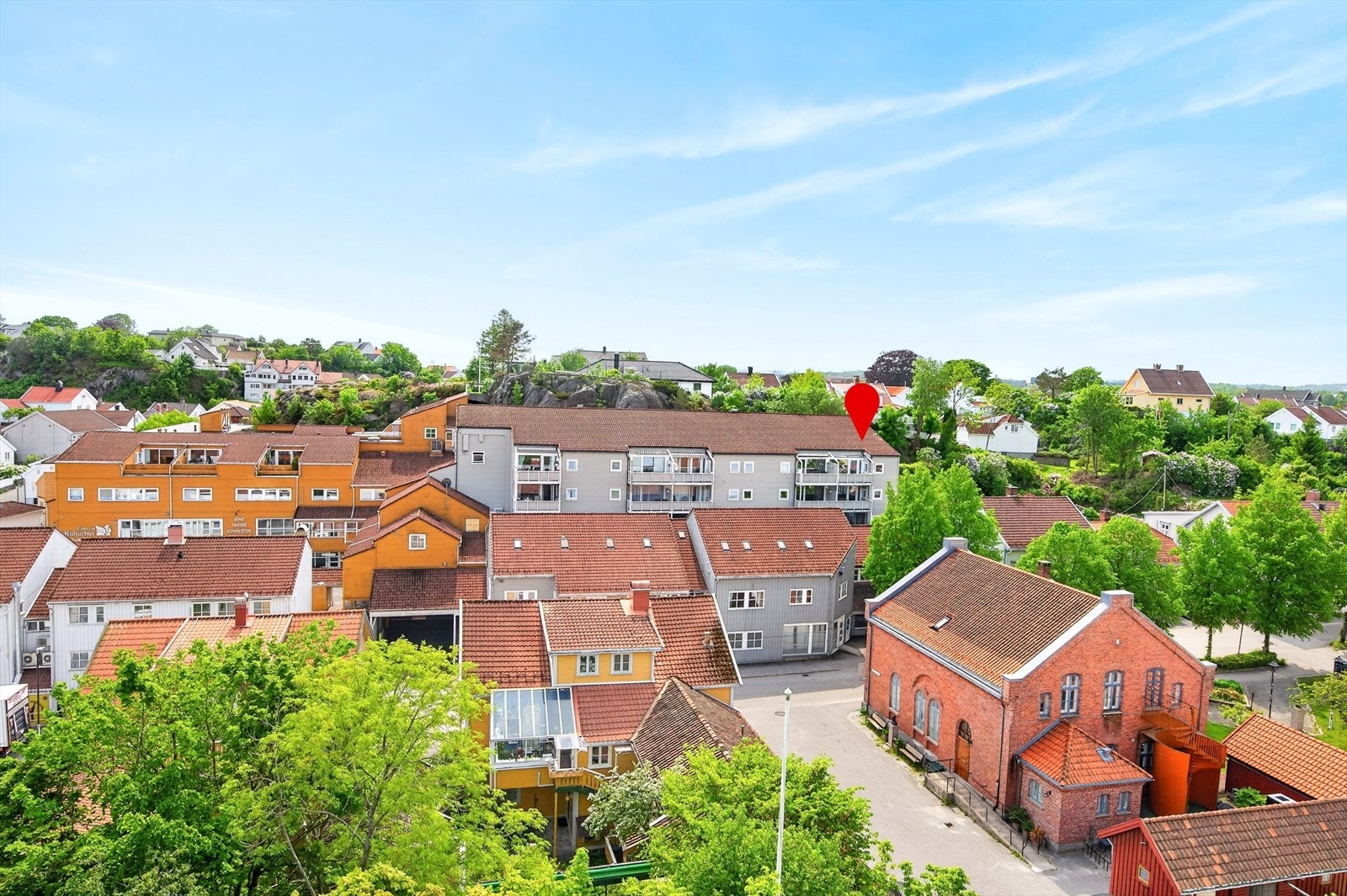 Det er kort avstand til både UIA Campus og Dahlske videregående skole. Galleribilde