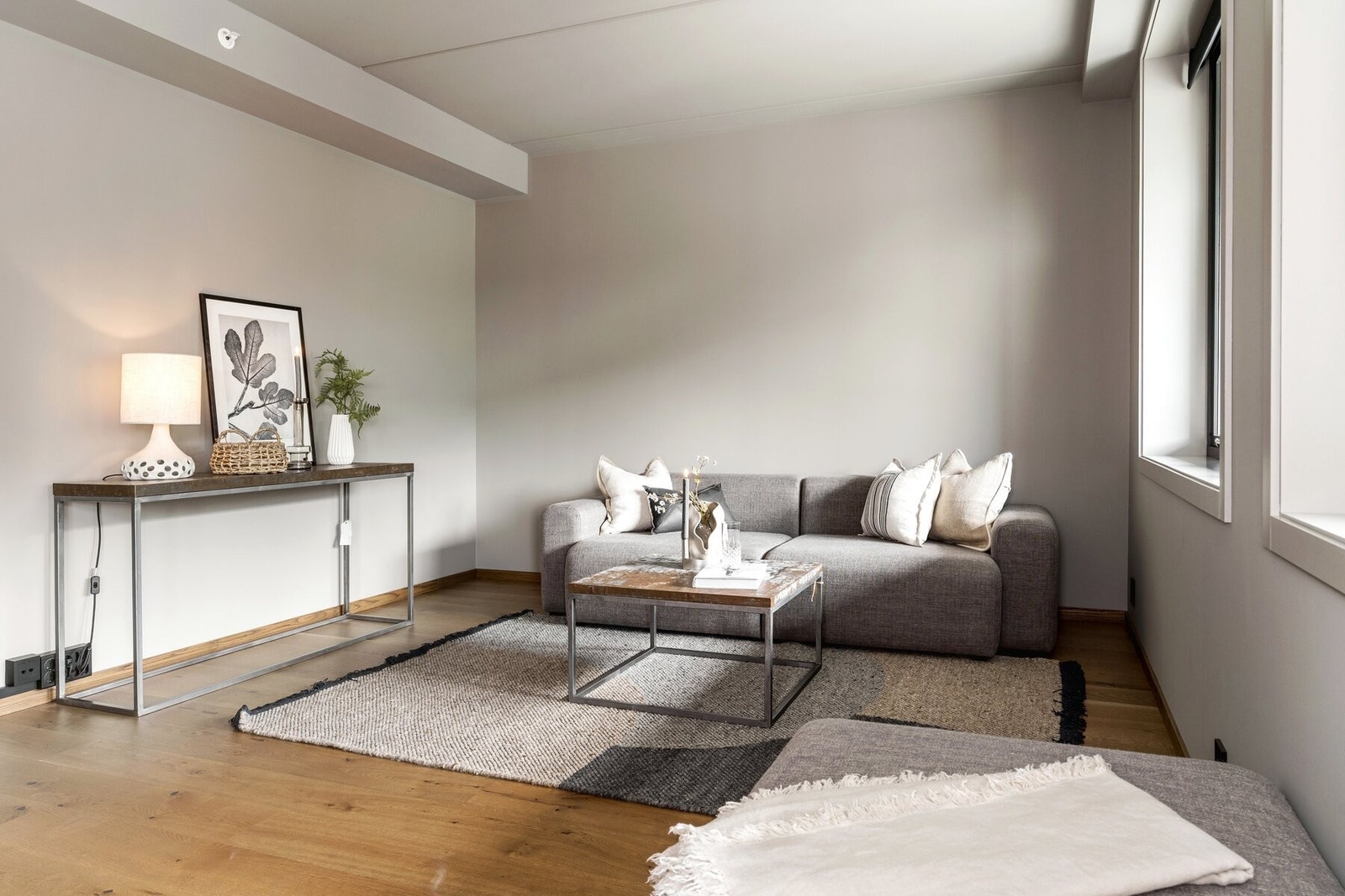 Her får du plass til en ekstra sofagruppe. Galleribilde